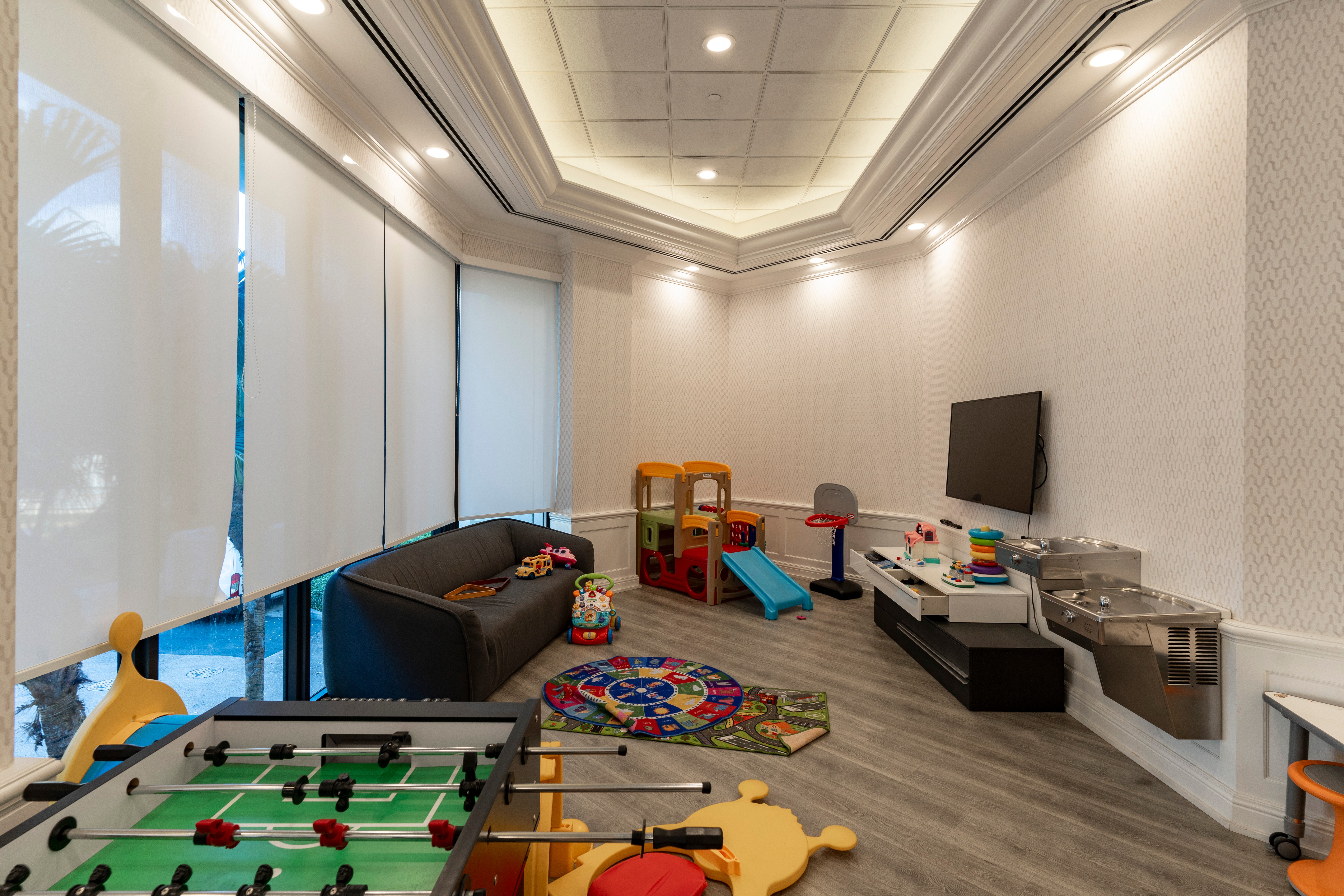 2000 Island Boulevard Aventura FL 33160