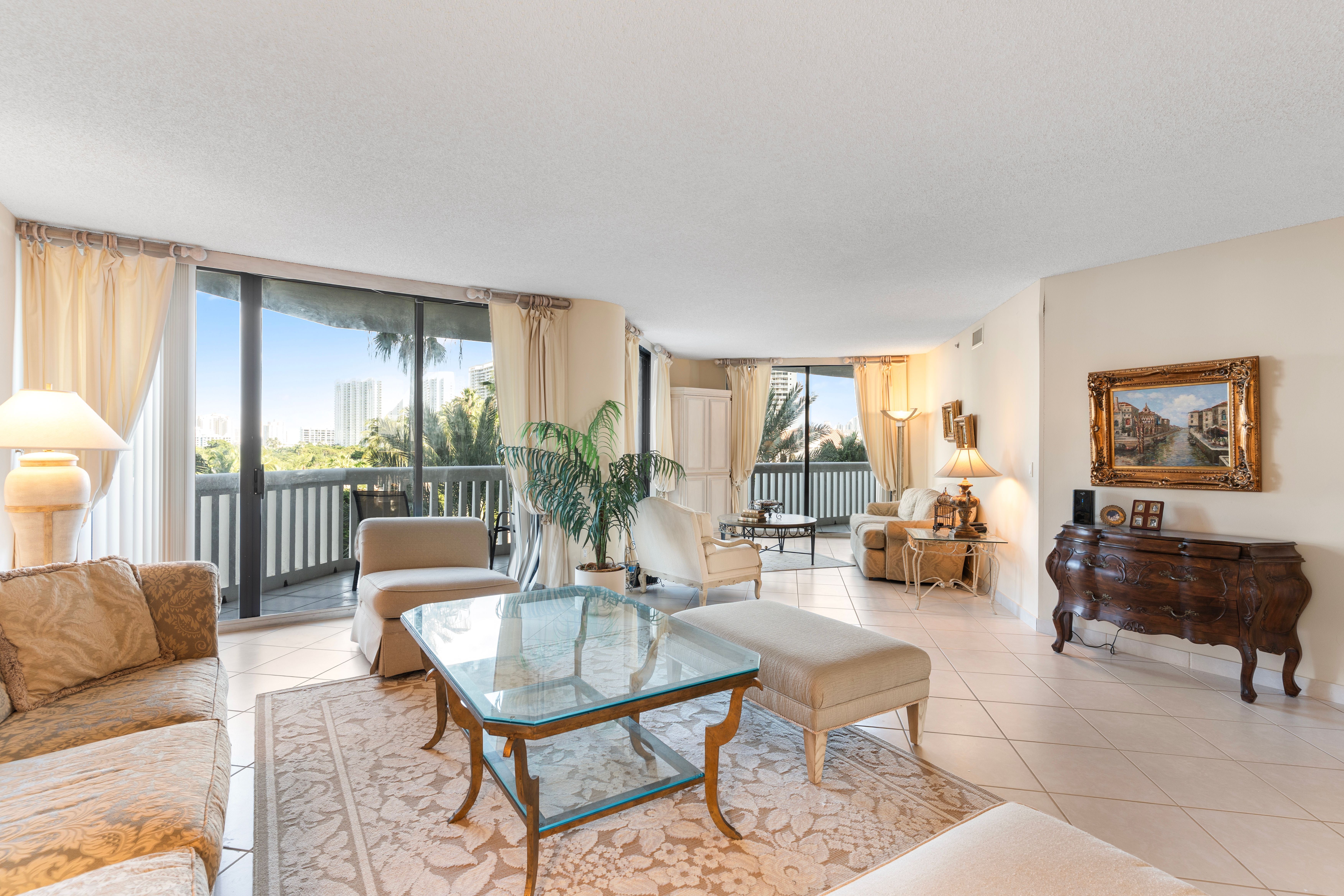 2000 Island Boulevard Aventura FL 33160