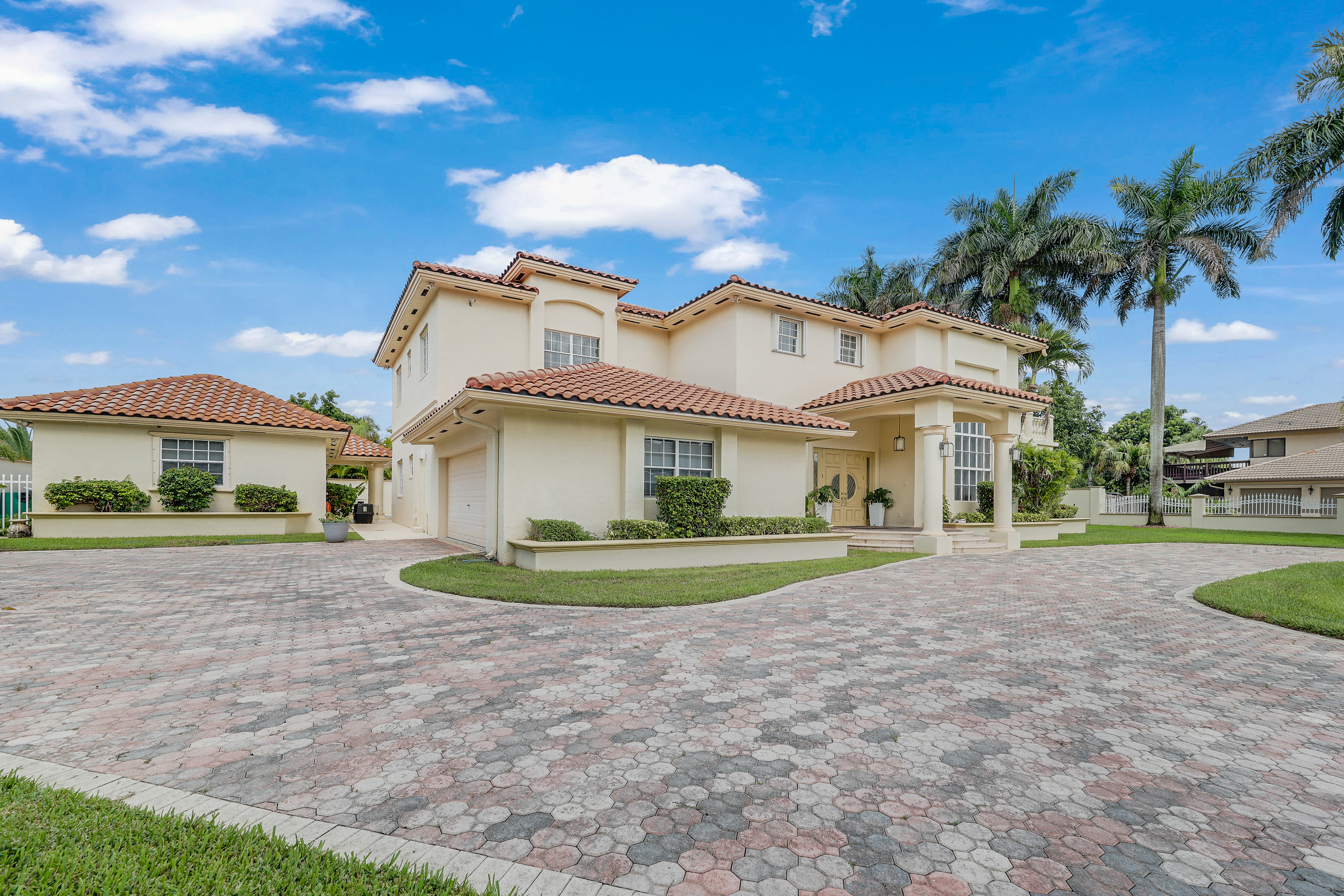 19504 SW 135th Court Miami FL 33177