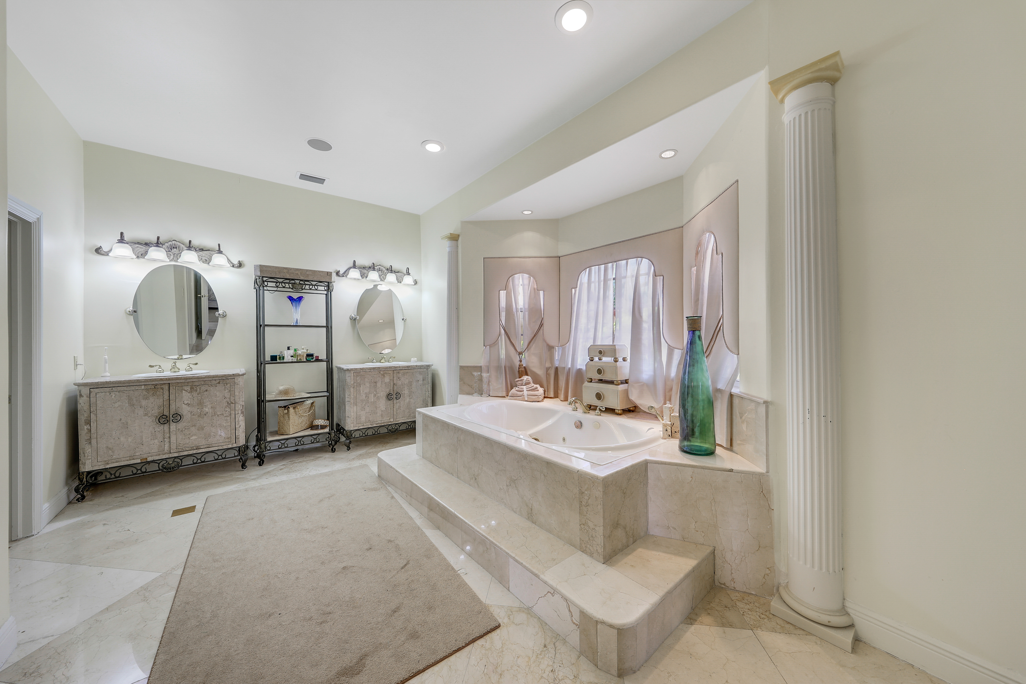 19504 SW 135th Court Miami FL 33177
