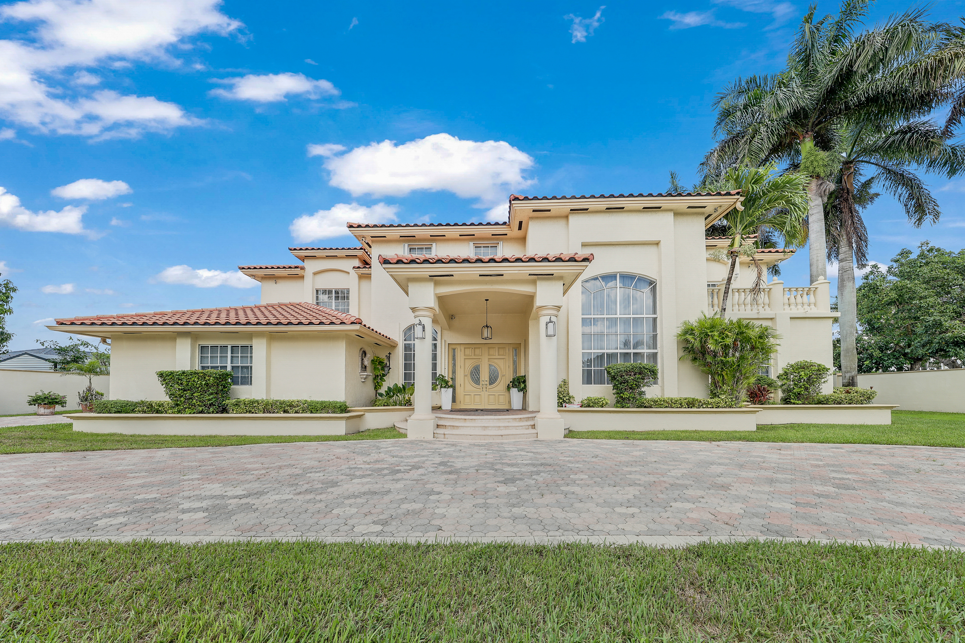 19504 SW 135th Court Miami FL 33177