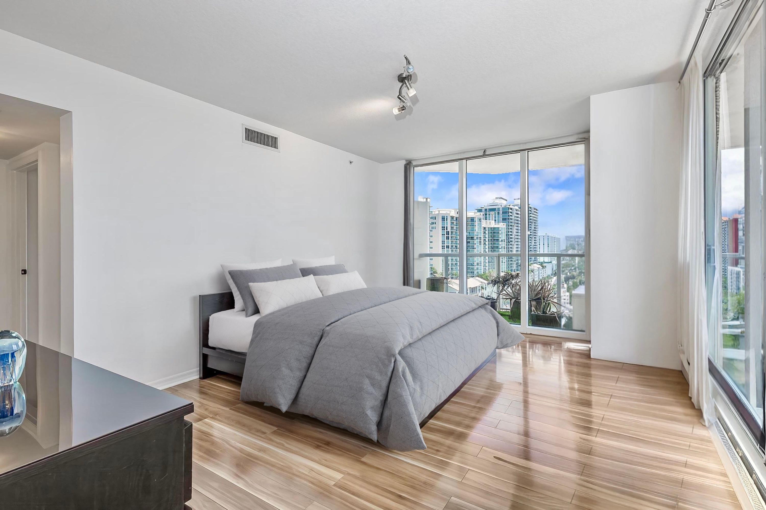 16699 Collins Avenue Sunny Isles Beach FL 33160