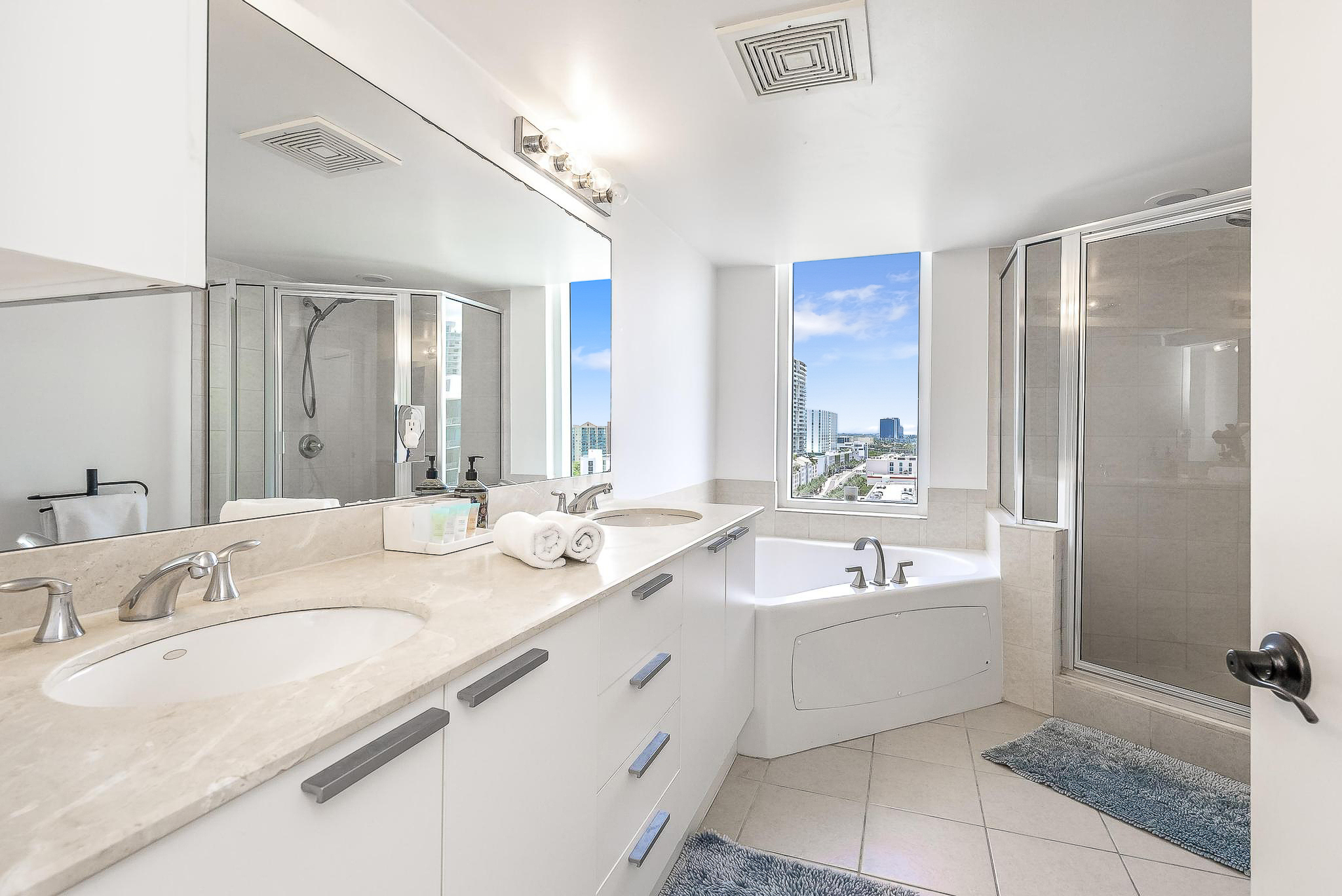 16699 Collins Avenue Sunny Isles Beach FL 33160