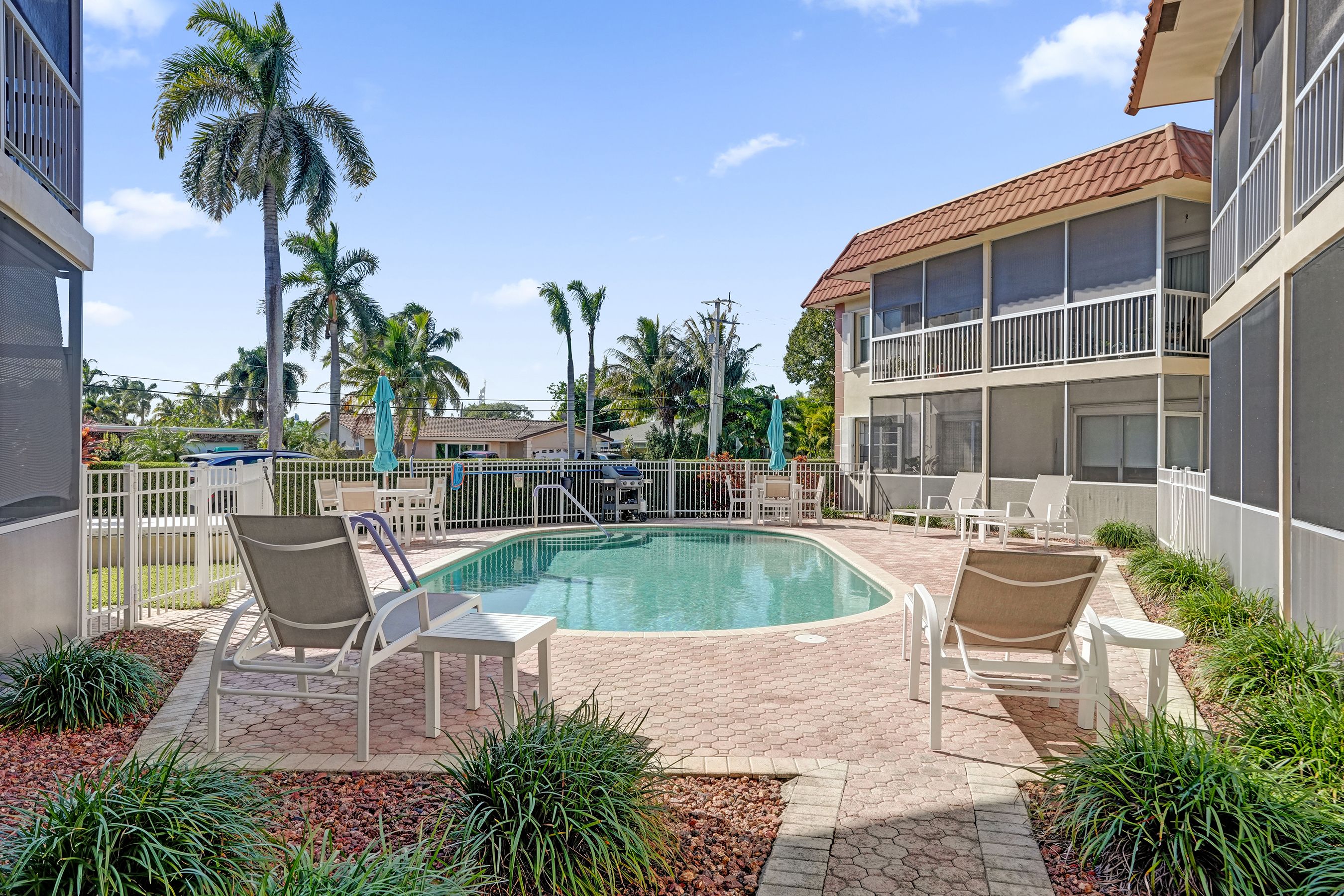 2201 SE 9th Street Pompano Beach FL 33062