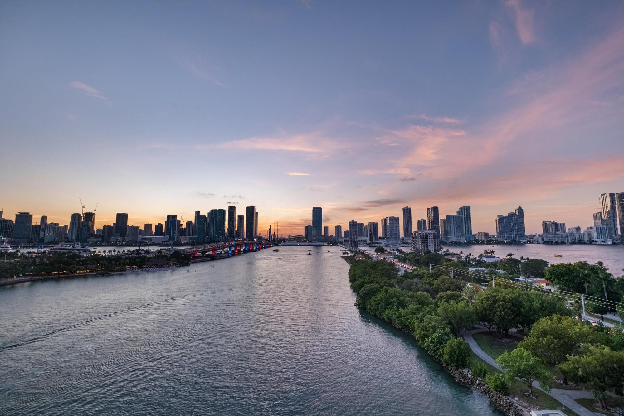 1000 Venetian Way Miami FL 33139