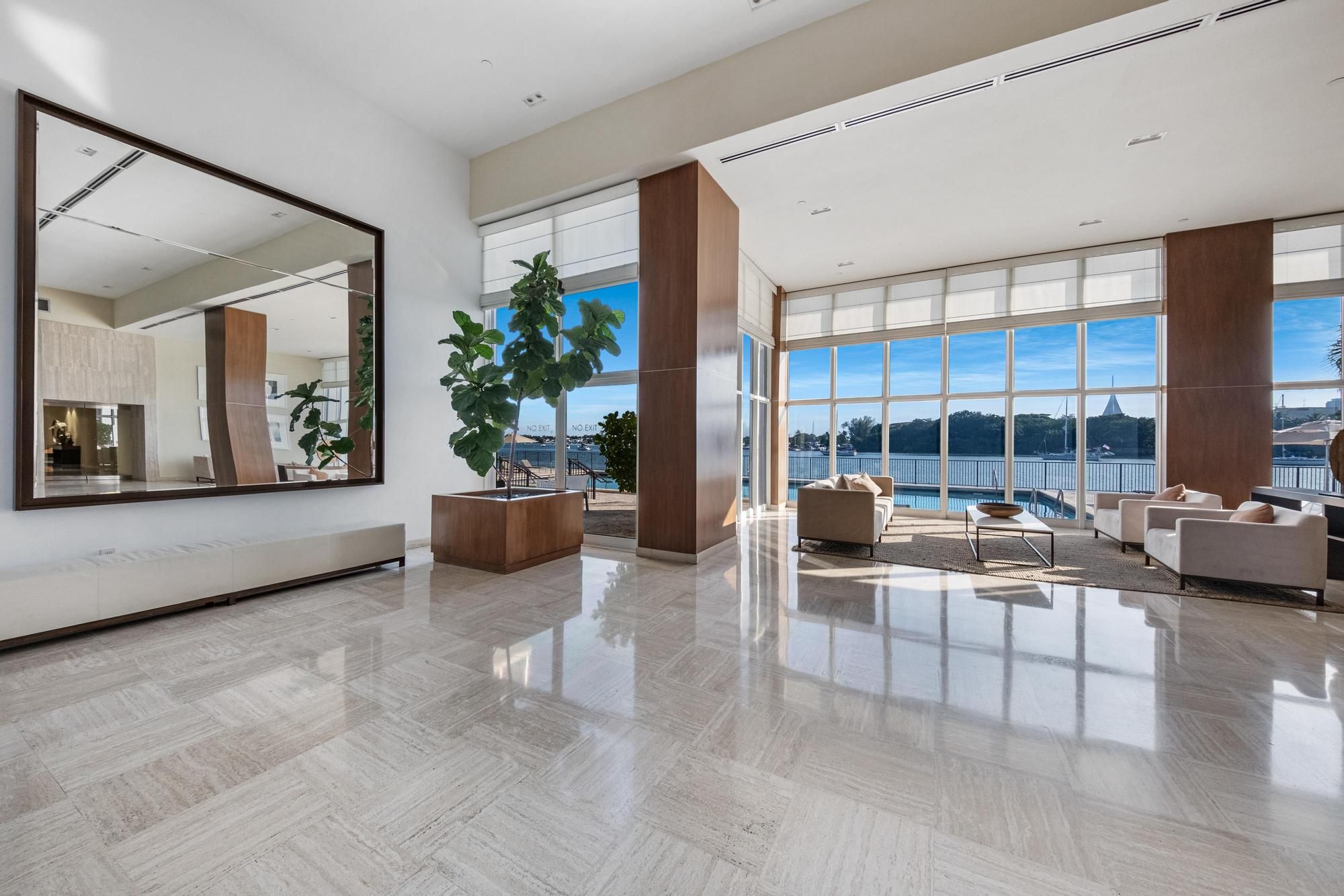 1000 Venetian Way Miami FL 33139