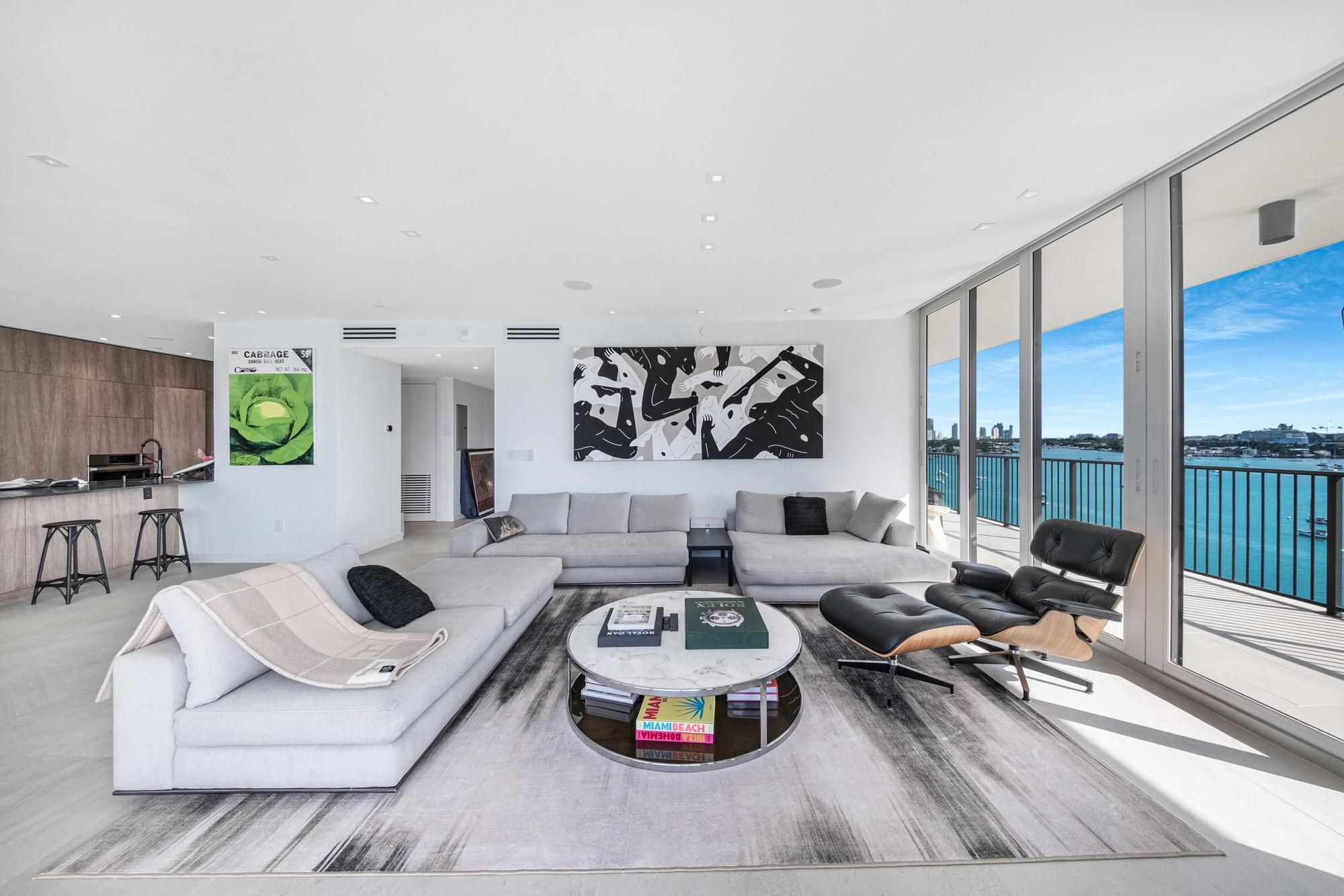 1000 Venetian Way Miami FL 33139