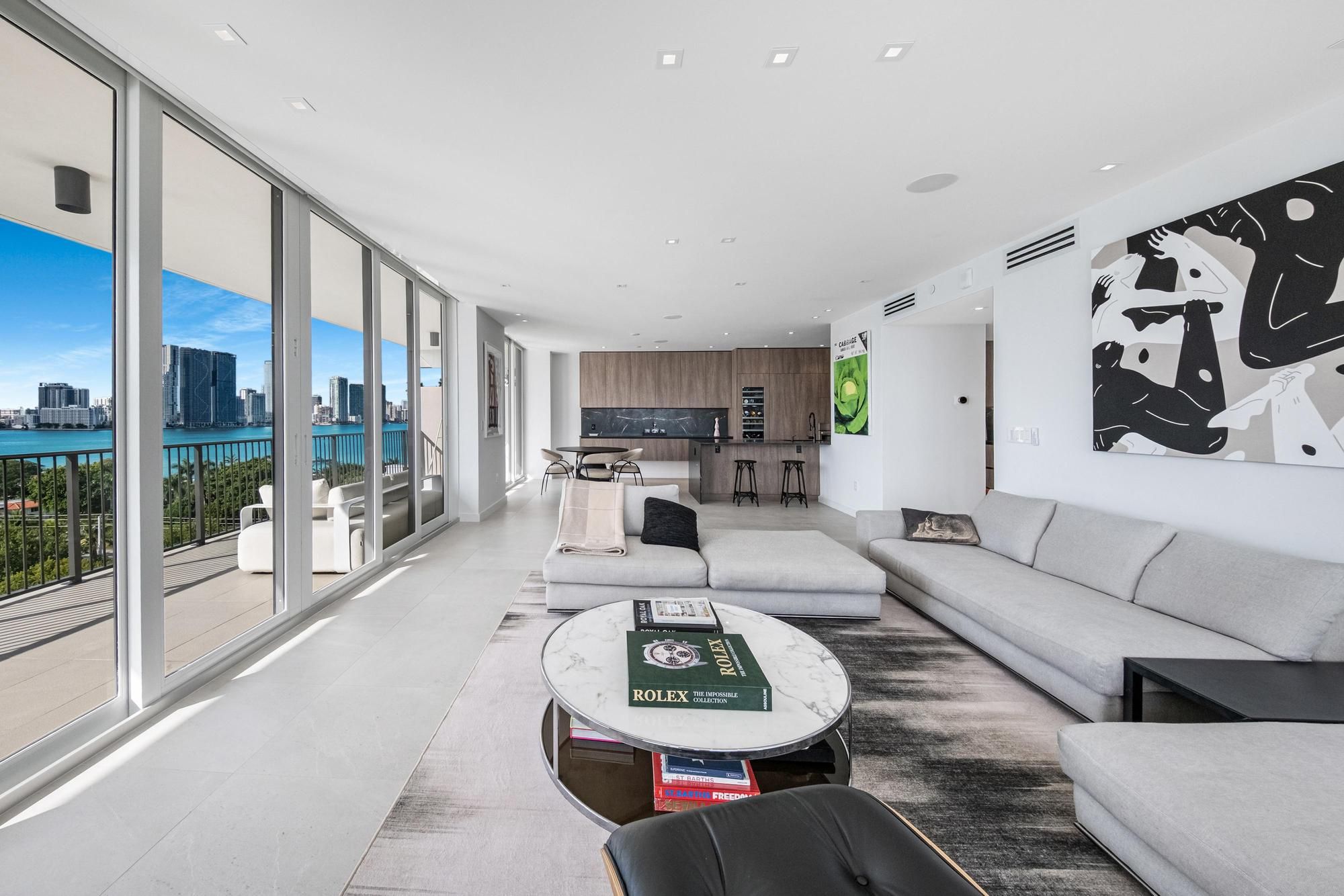 1000 Venetian Way Miami FL 33139