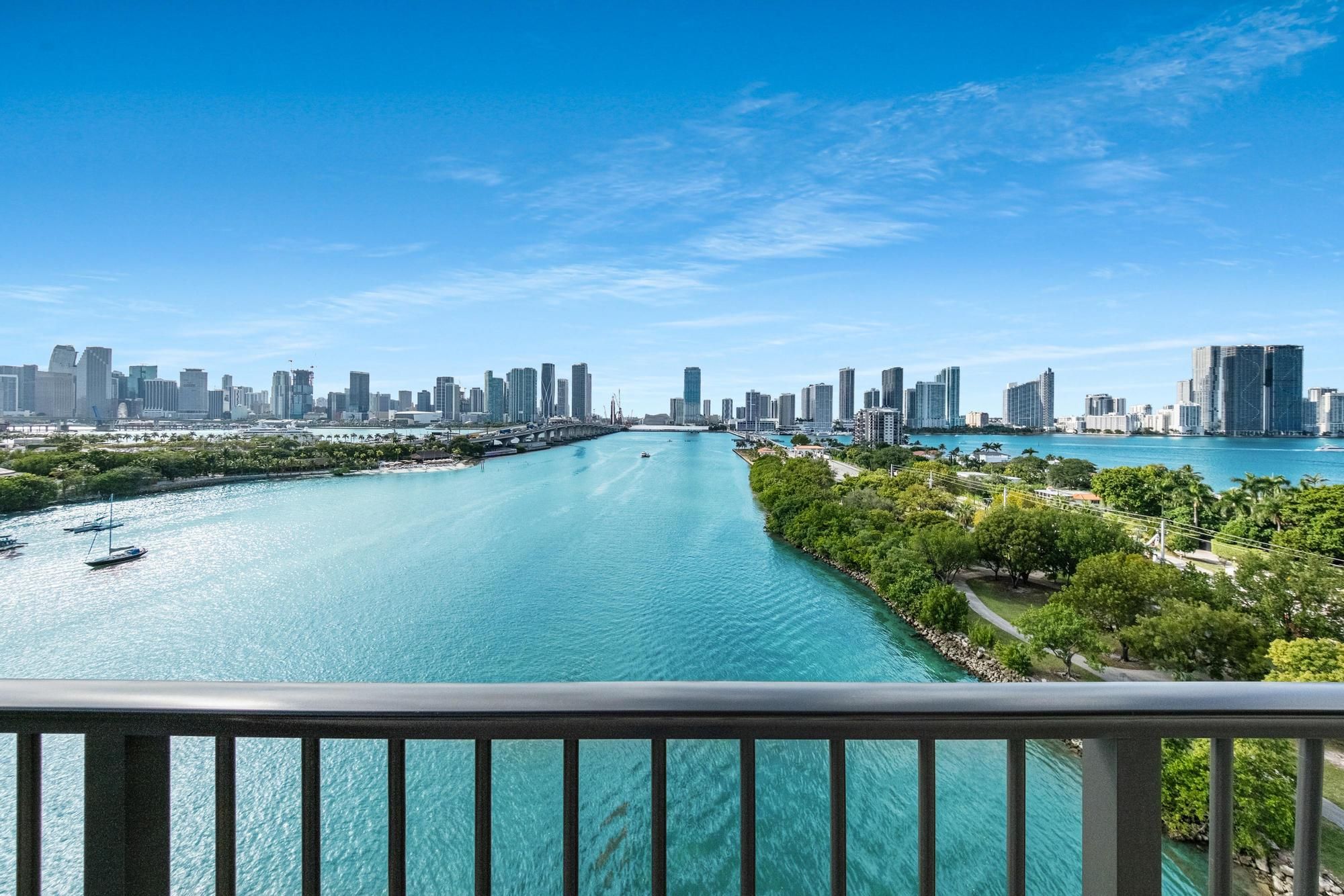 1000 Venetian Way Miami FL 33139
