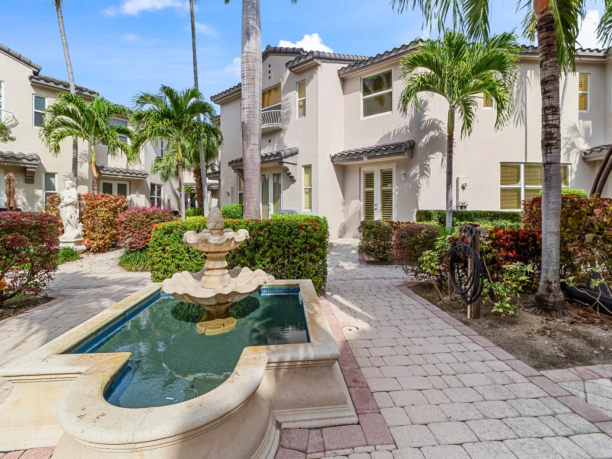 1900 Oceanwalk Lane Lauderdale By The Sea FL 33062