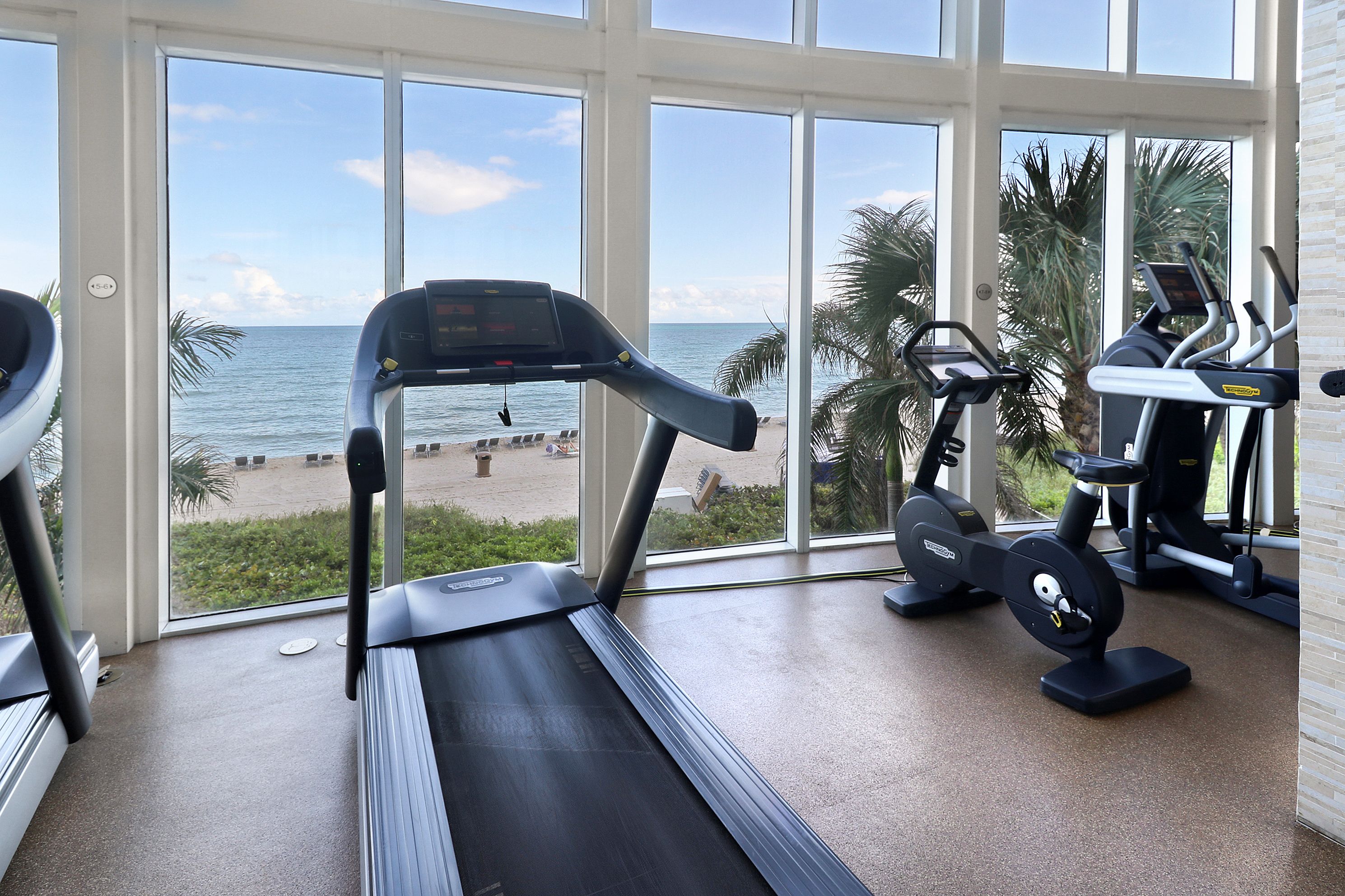 16001 Collins Avenue Sunny Isles Beach FL 33160