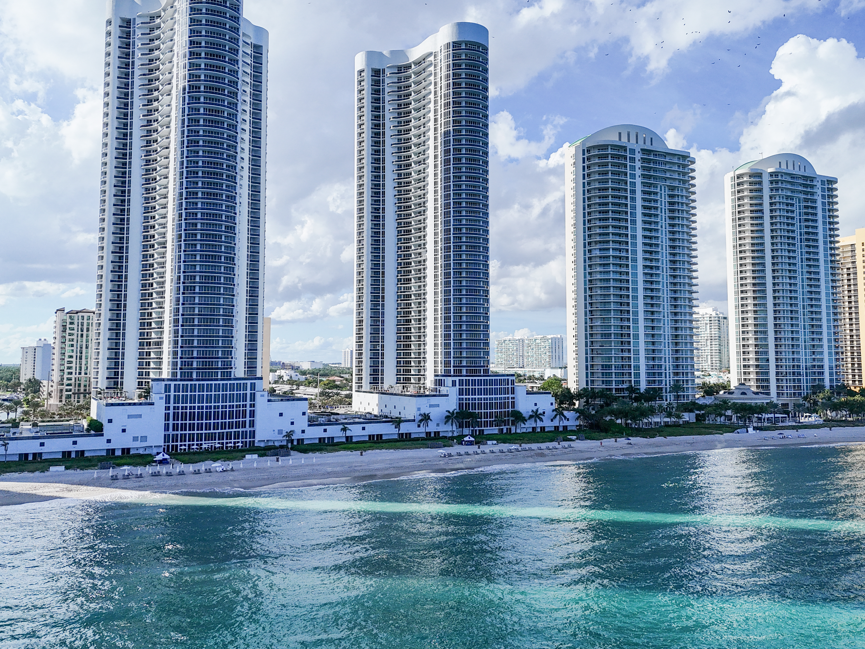 16001 Collins Avenue Sunny Isles Beach FL 33160