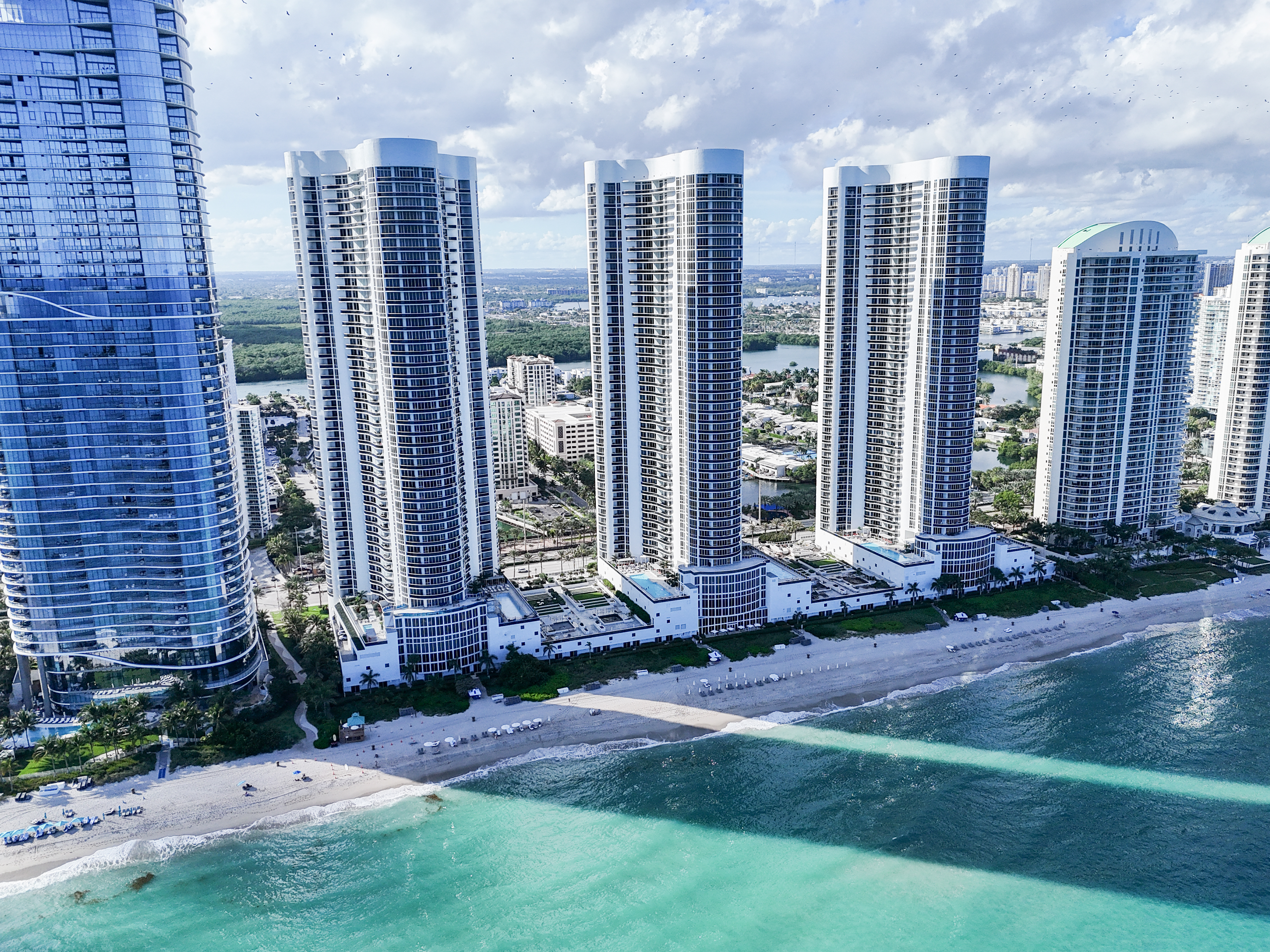 16001 Collins Avenue Sunny Isles Beach FL 33160