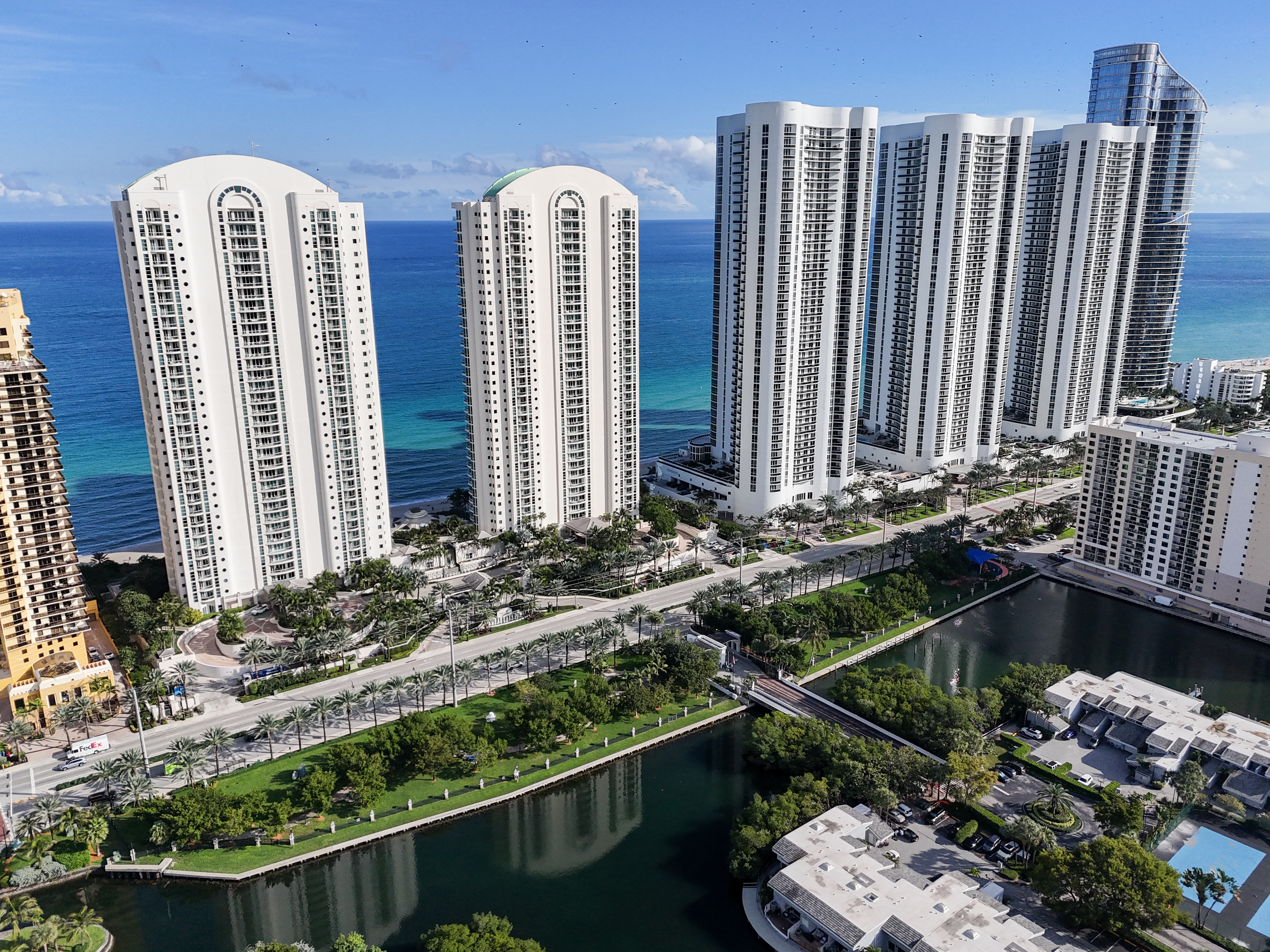 16001 Collins Avenue Sunny Isles Beach FL 33160