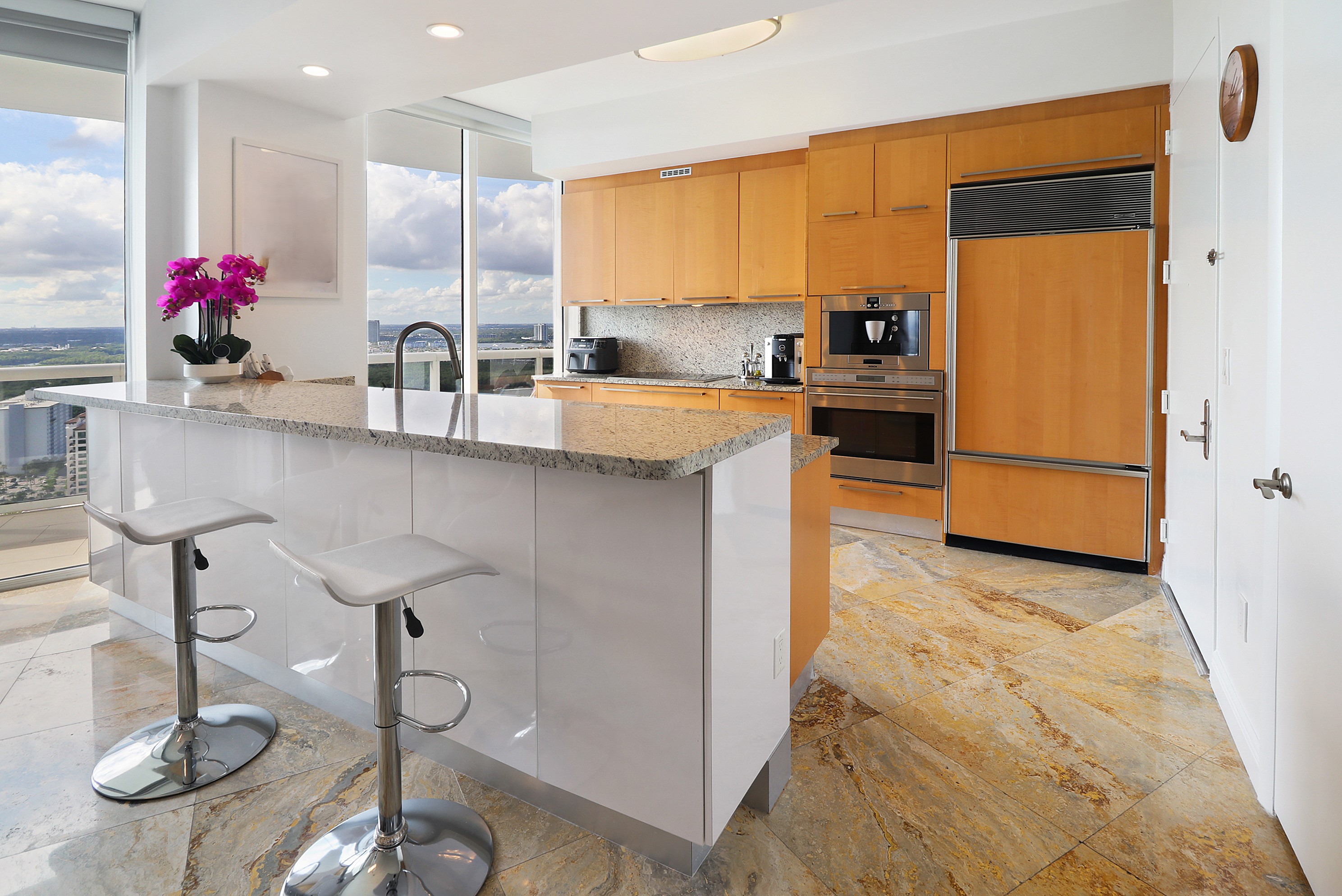 16001 Collins Avenue Sunny Isles Beach FL 33160