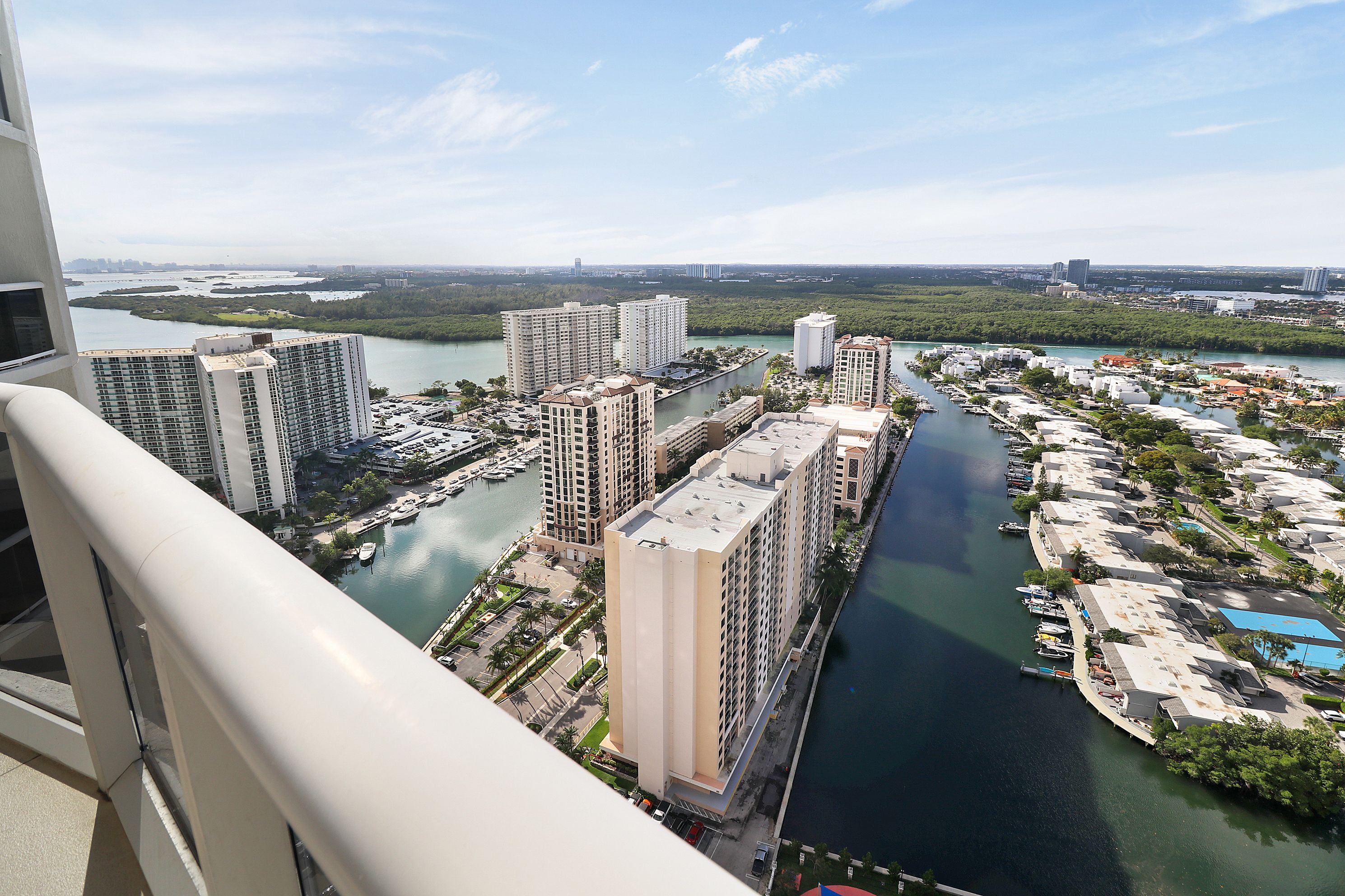 16001 Collins Avenue Sunny Isles Beach FL 33160