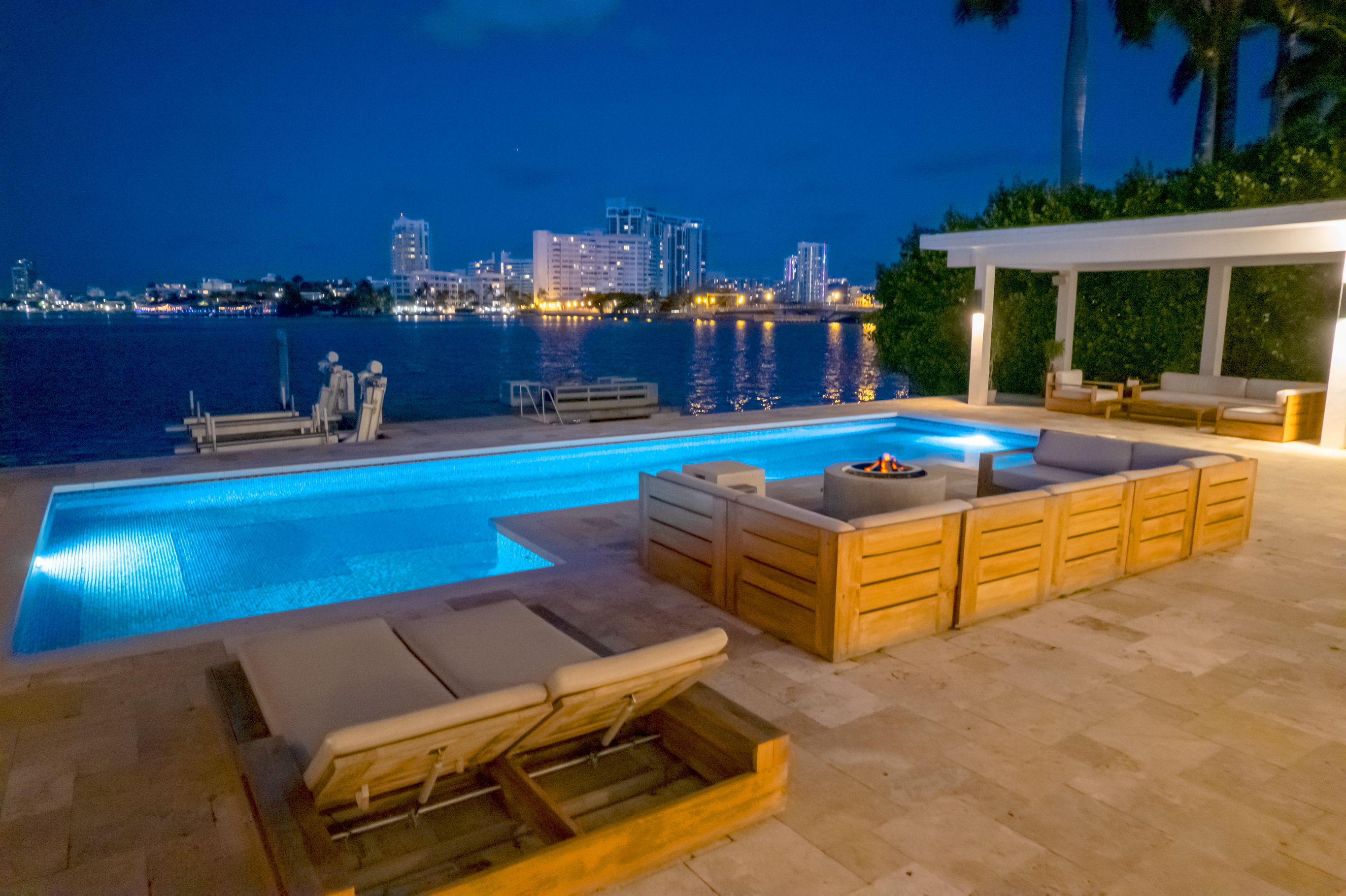 327 E Rivo Alto Drive Miami Beach FL 33139