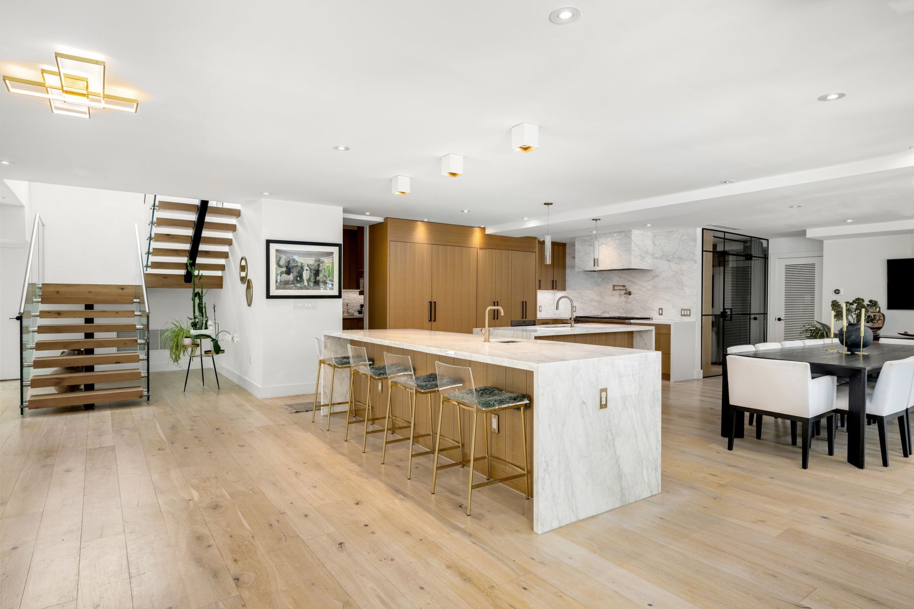 795 Lakeview Drive Miami Beach FL 33140