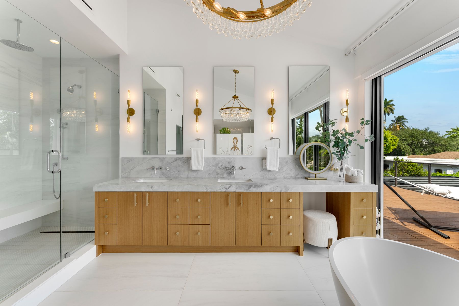 795 Lakeview Drive Miami Beach FL 33140