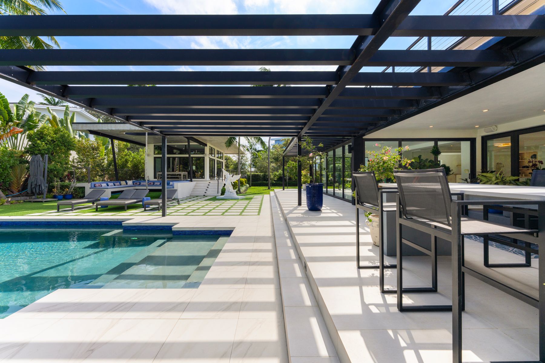 795 Lakeview Drive Miami Beach FL 33140