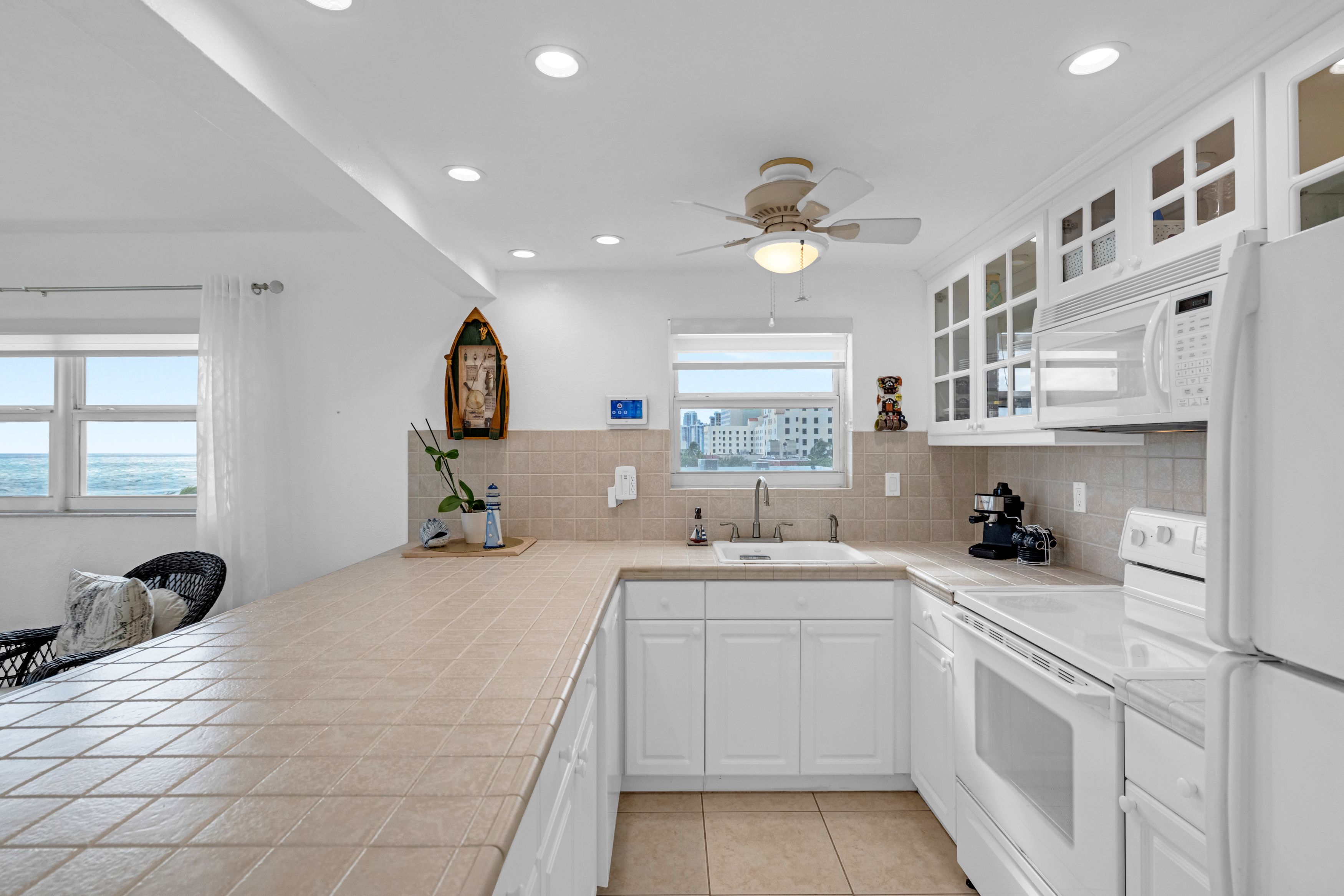 400 N Surf Road Hollywood FL 33019