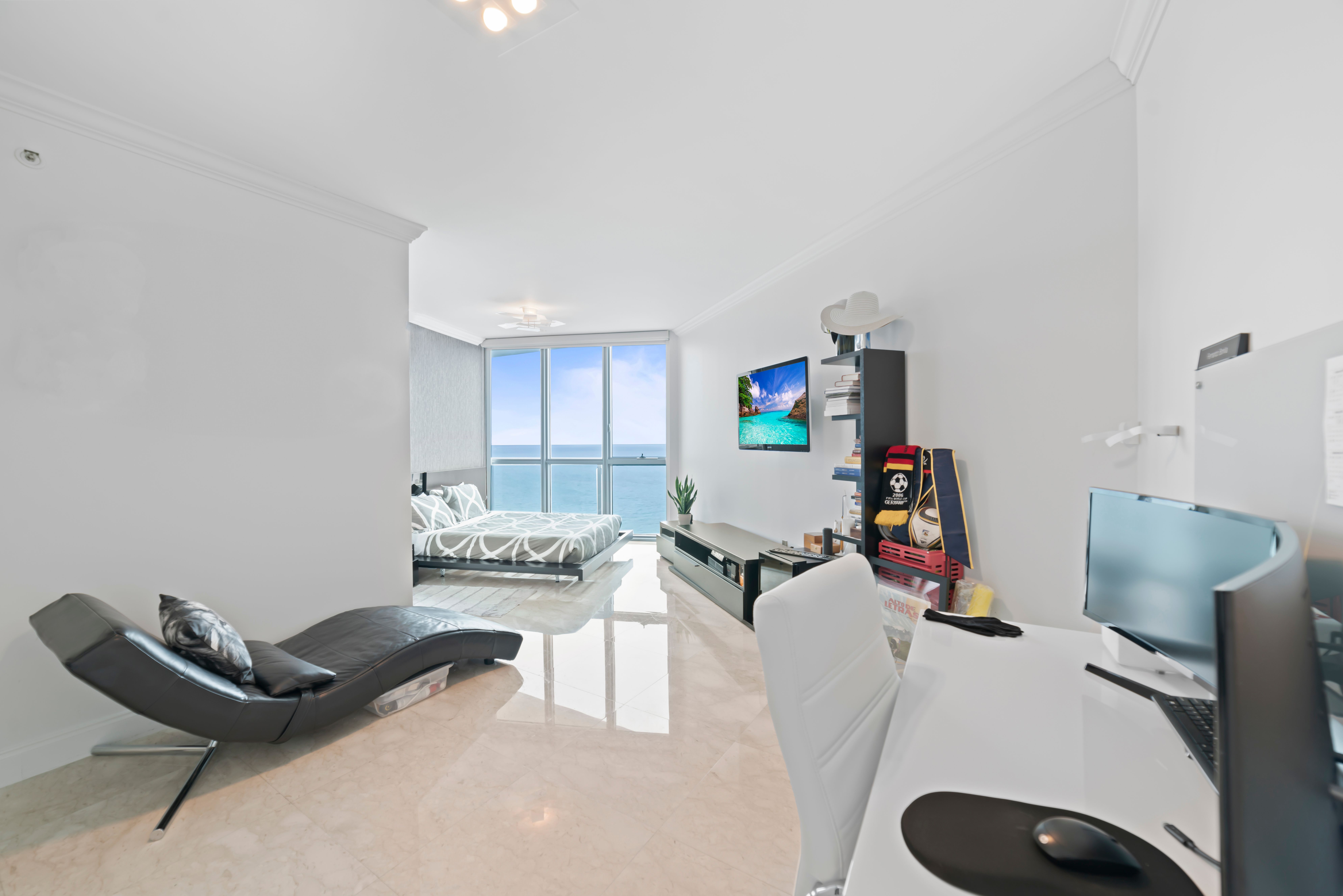 3101 S Ocean Drive Hollywood FL 33019