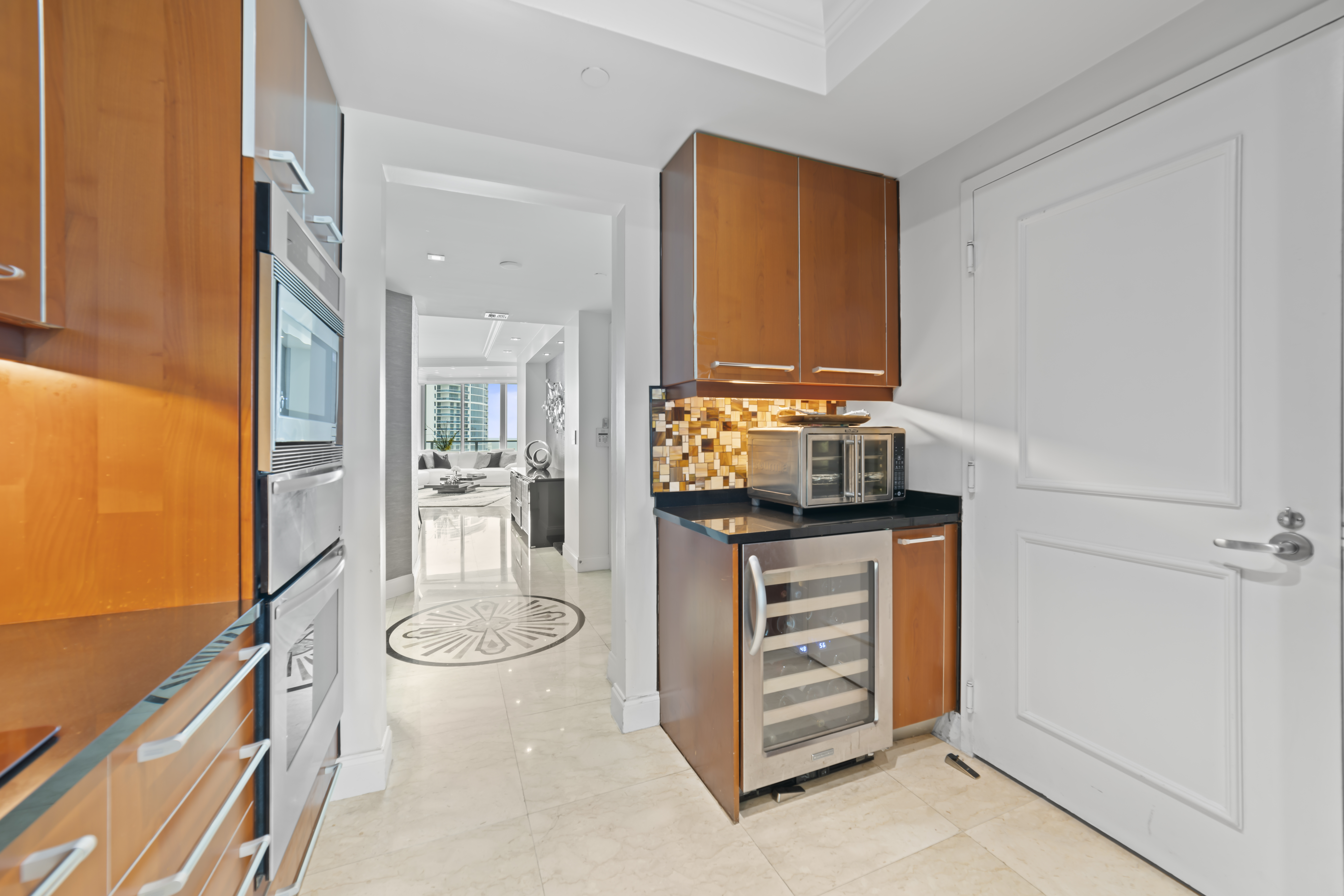 3101 S Ocean Drive Hollywood FL 33019