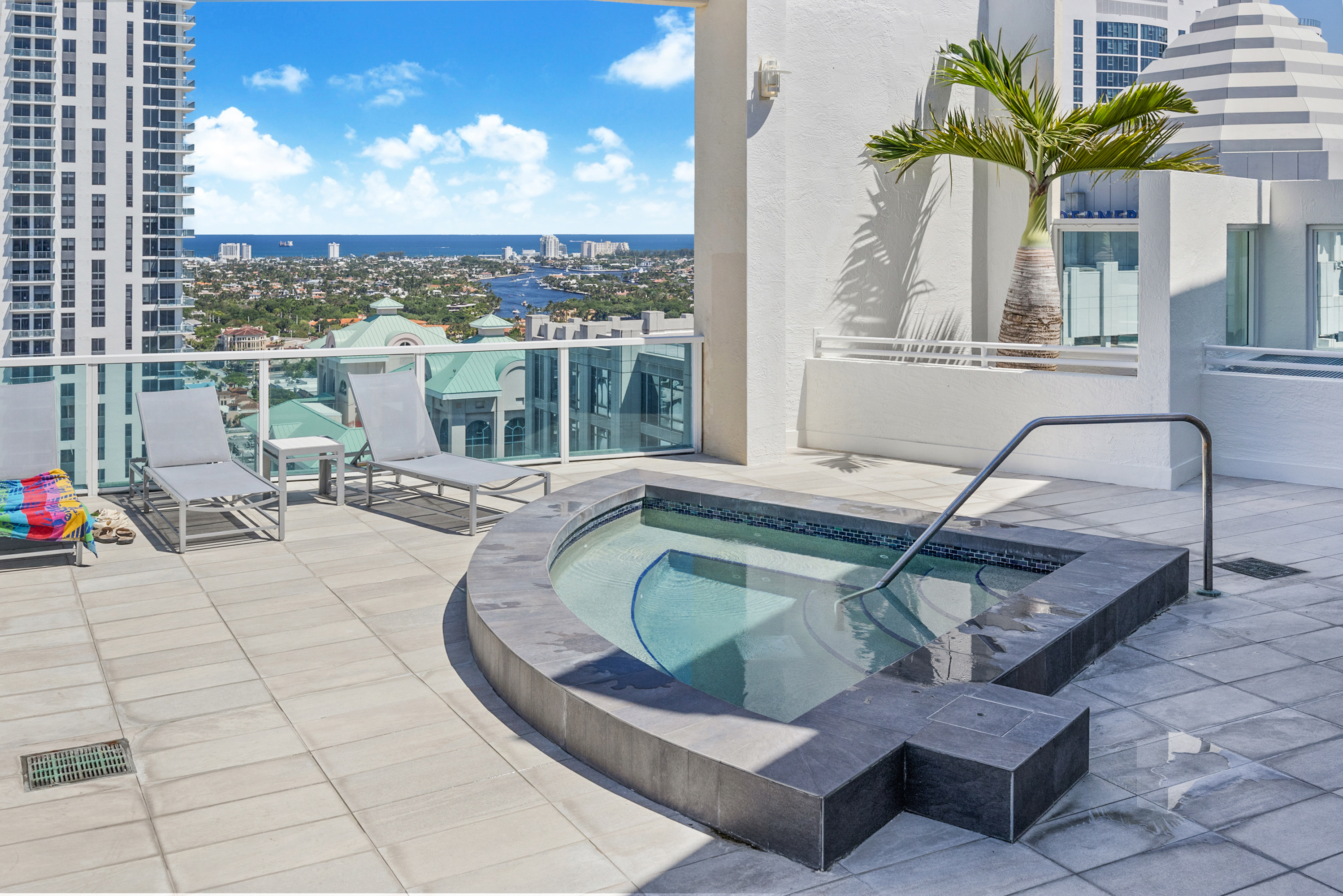 350 SE 2nd Street Fort Lauderdale FL 33301