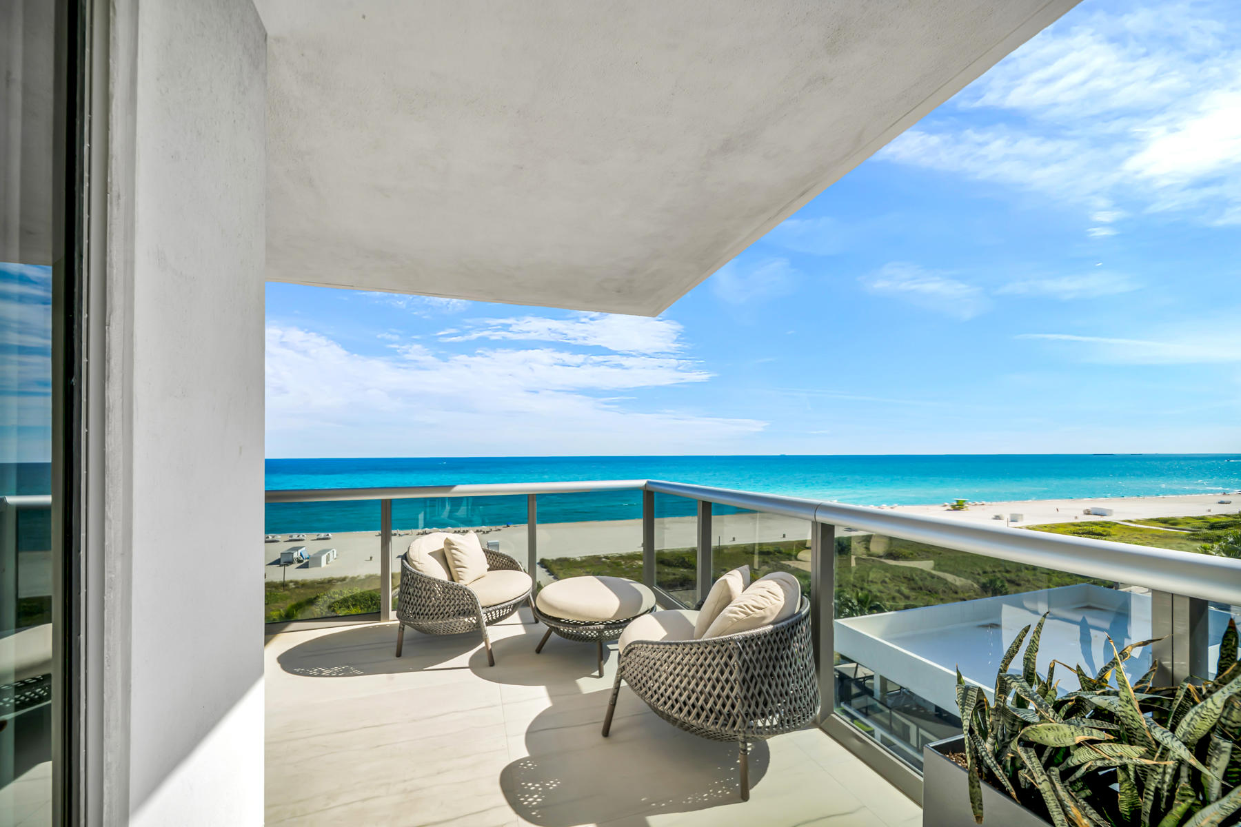 5875 Collins Avenue Miami Beach FL 33140