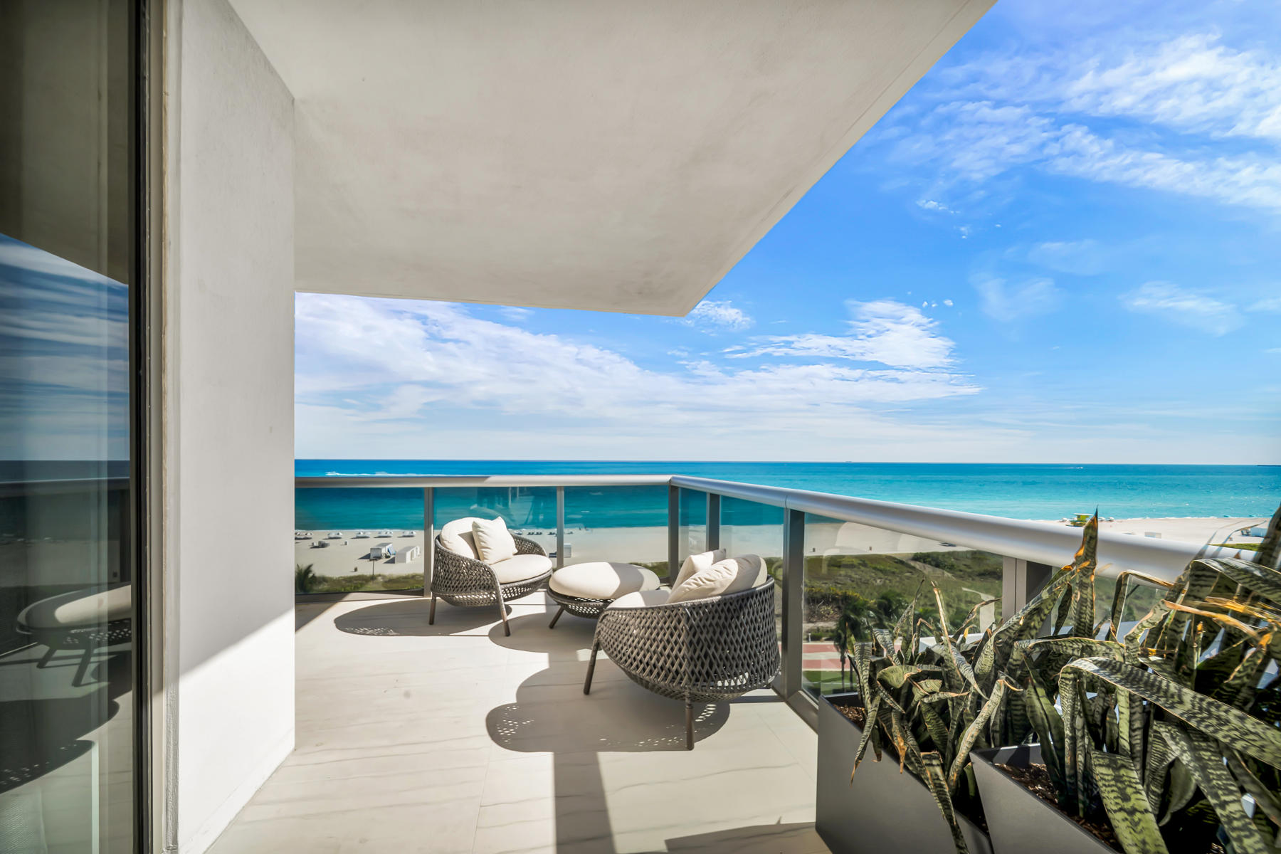 5875 Collins Avenue Miami Beach FL 33140