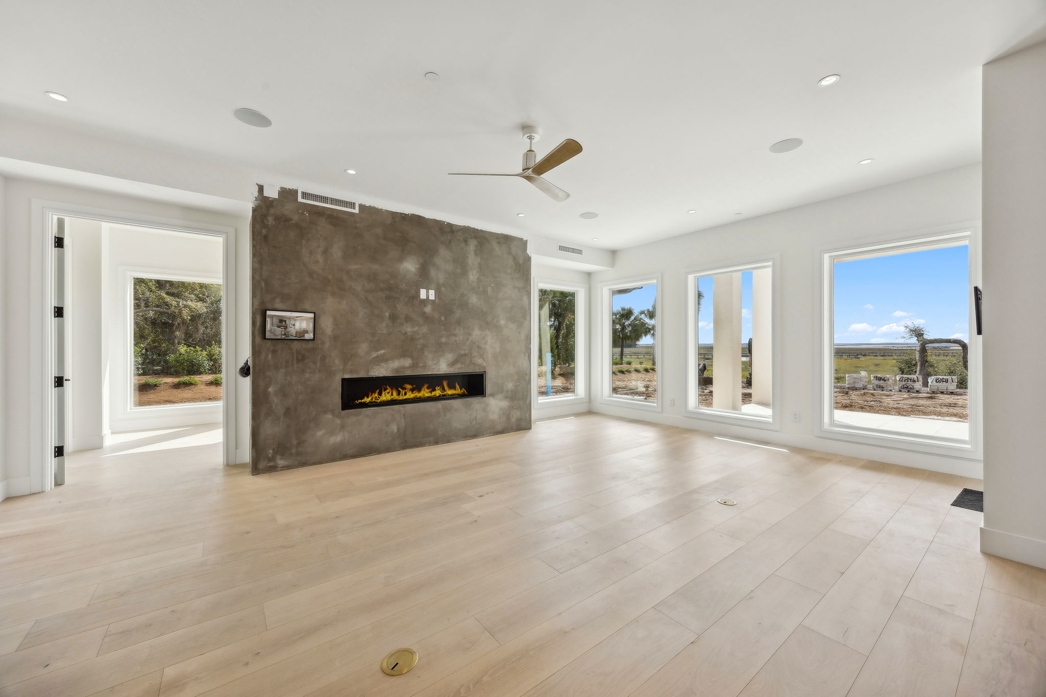 5065 First Coast Highway Fernandina Beach FL 32034