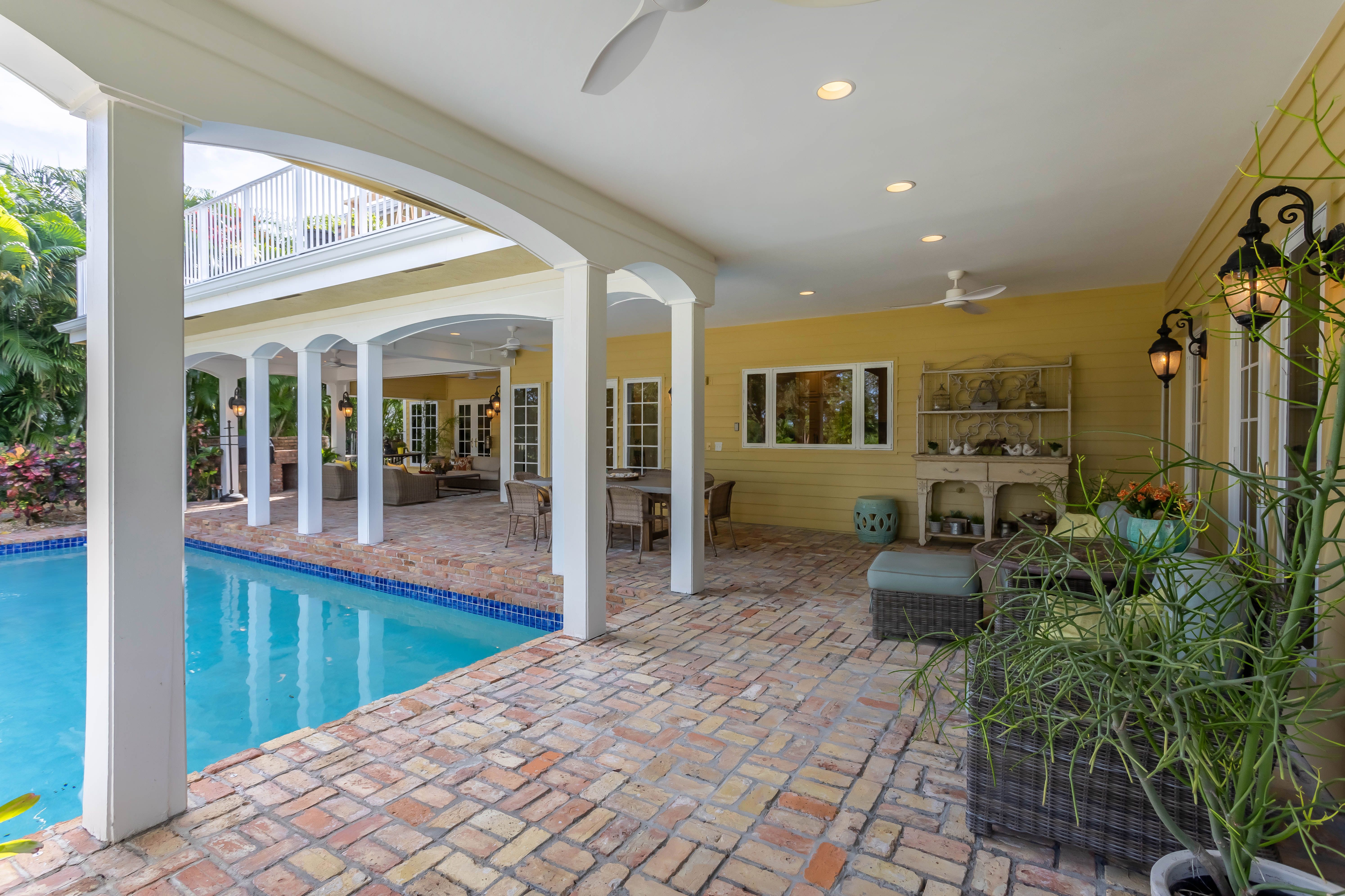 2883 Banyan Boulevard Circle NW Boca Raton FL 33431