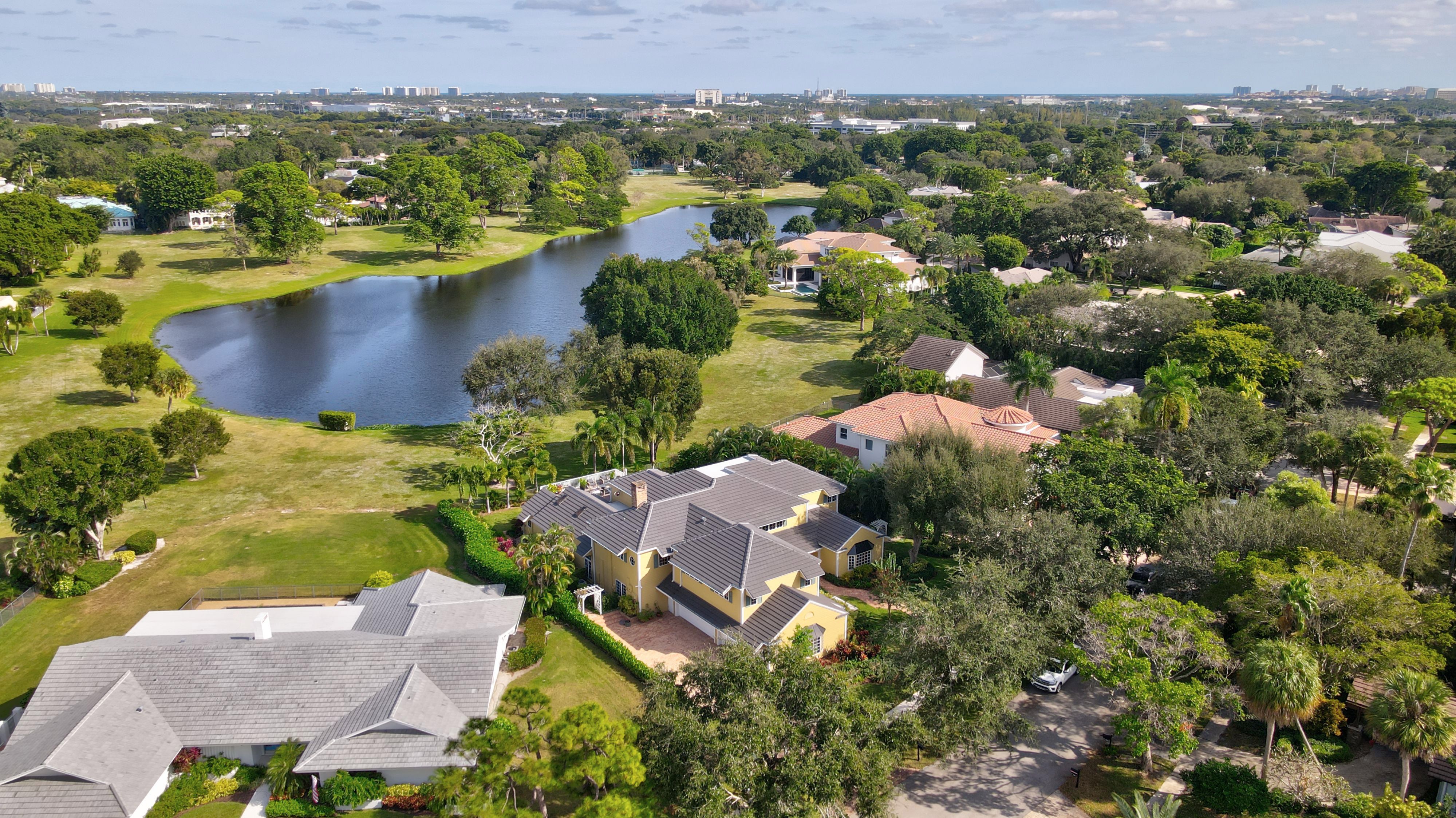 2883 Banyan Boulevard Circle NW Boca Raton FL 33431