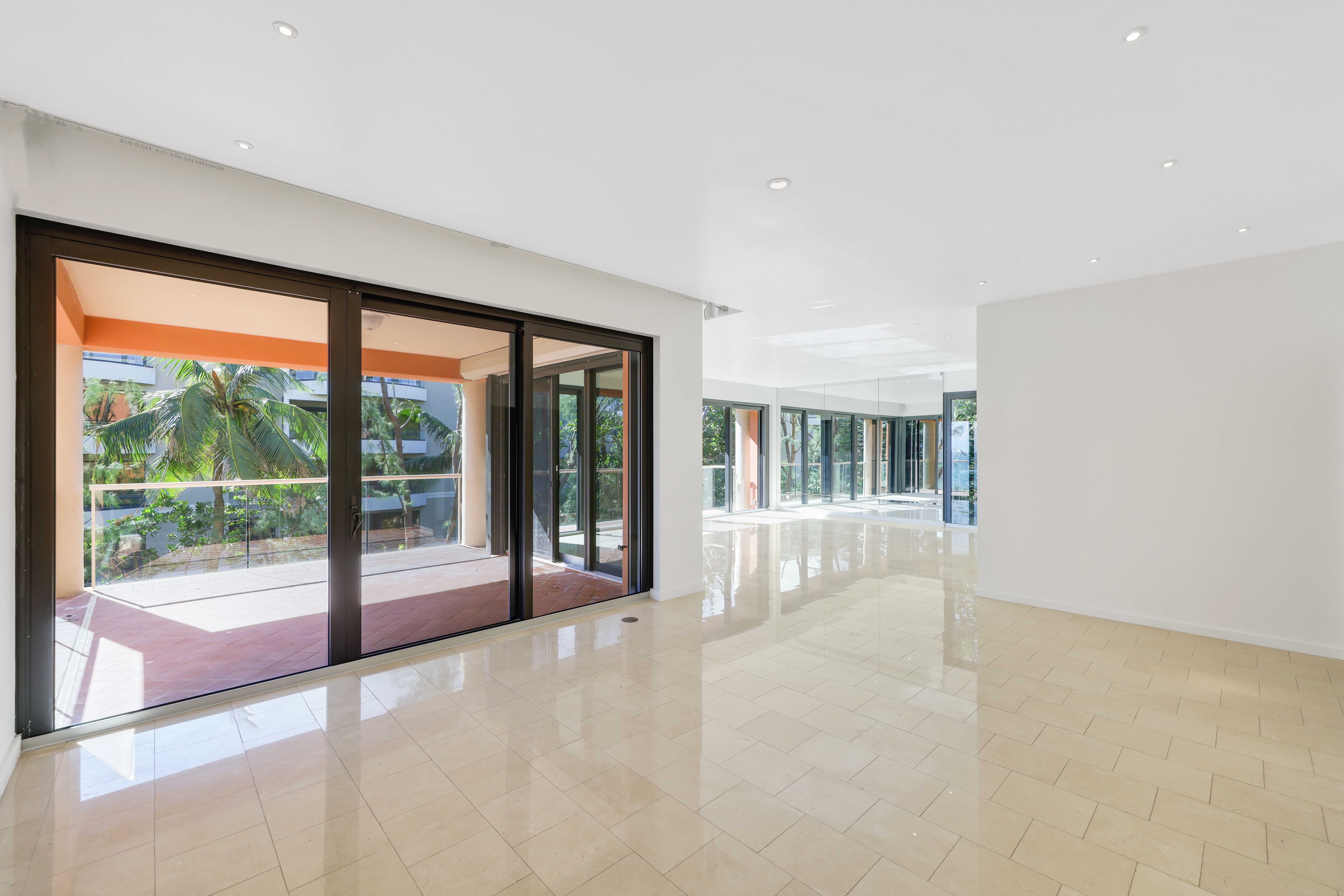 2 N Breakers Row Palm Beach FL 33480