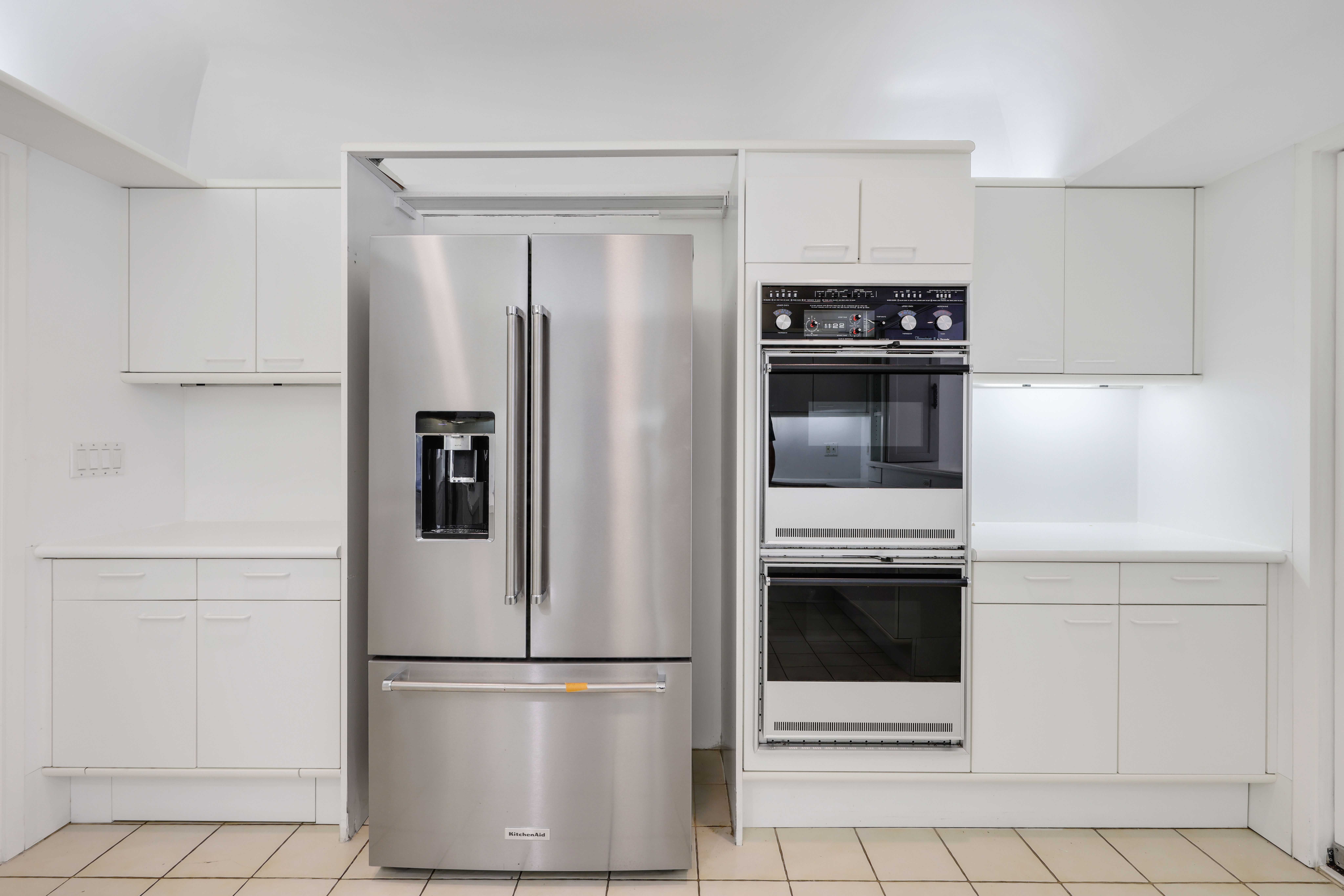 2 N Breakers Row Palm Beach FL 33480