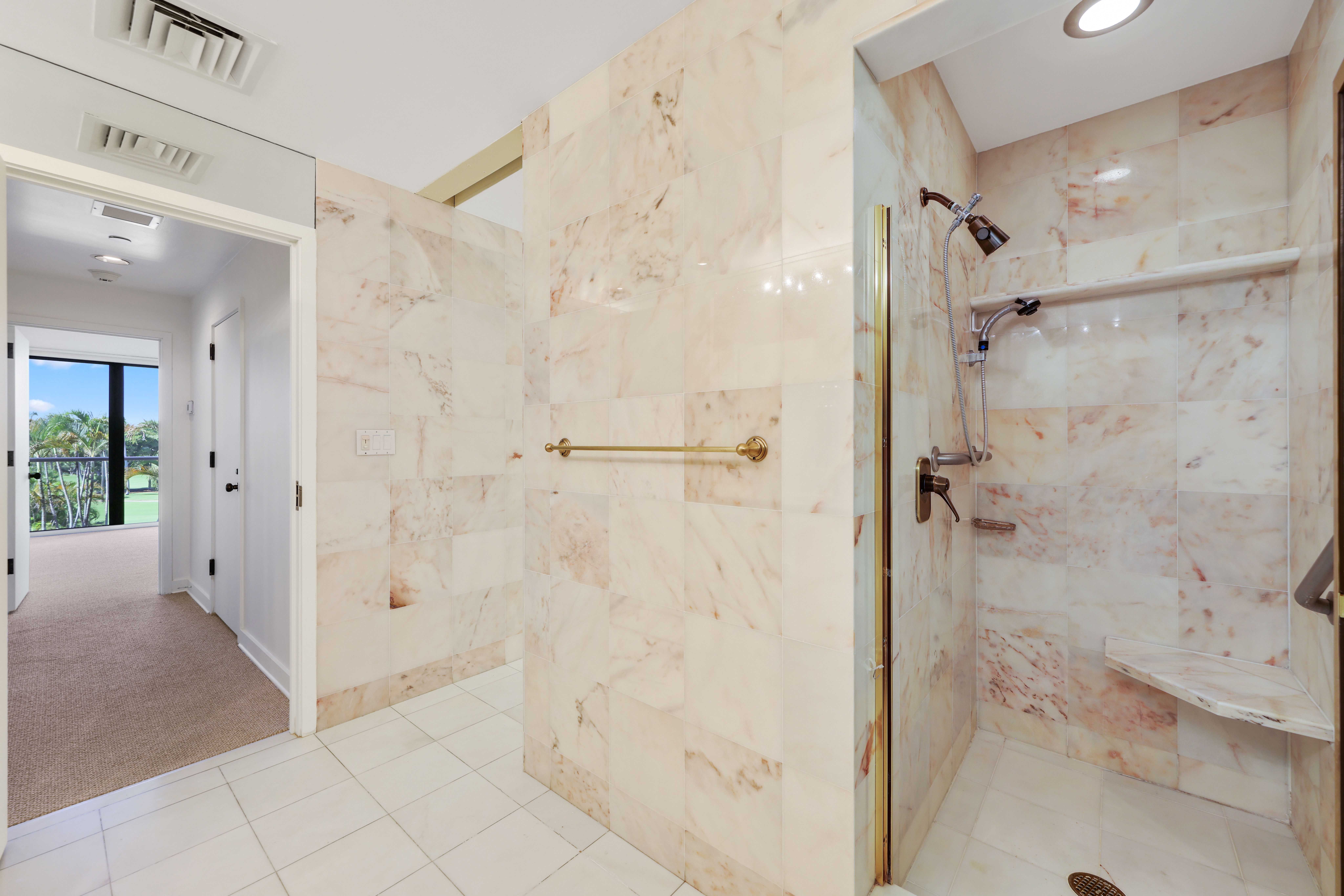 2 N Breakers Row Palm Beach FL 33480
