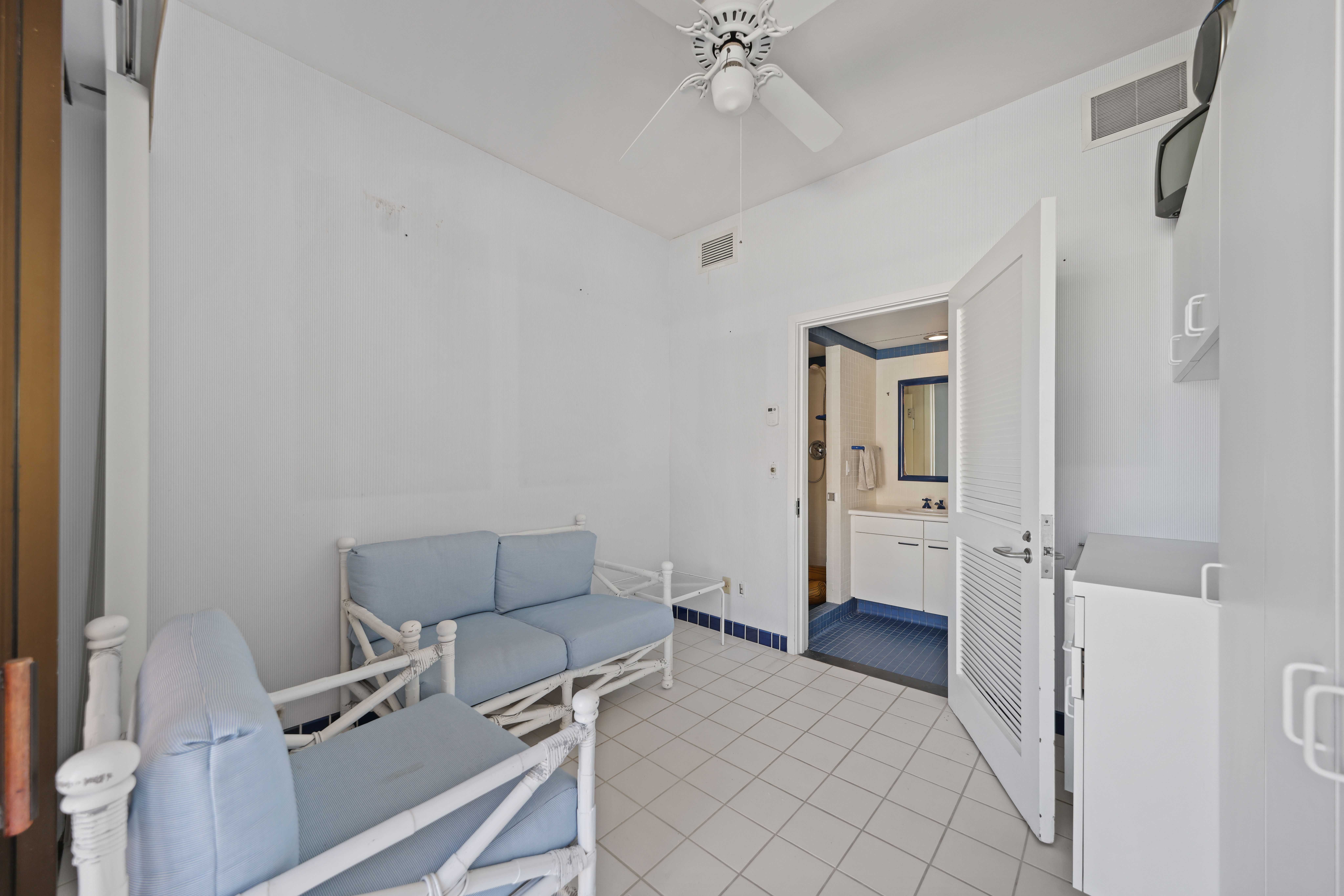 2 N Breakers Row Palm Beach FL 33480