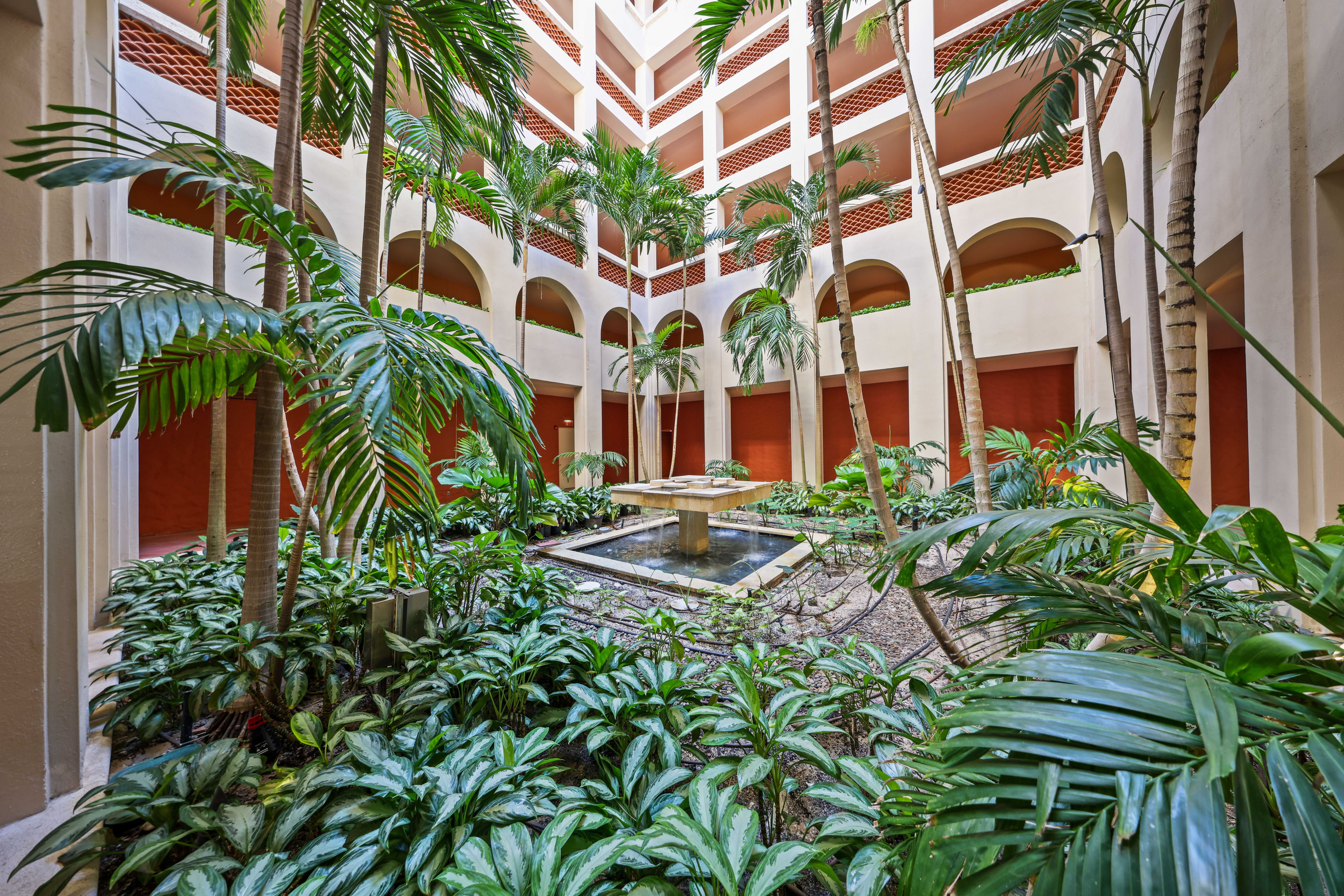 2 N Breakers Row Palm Beach FL 33480