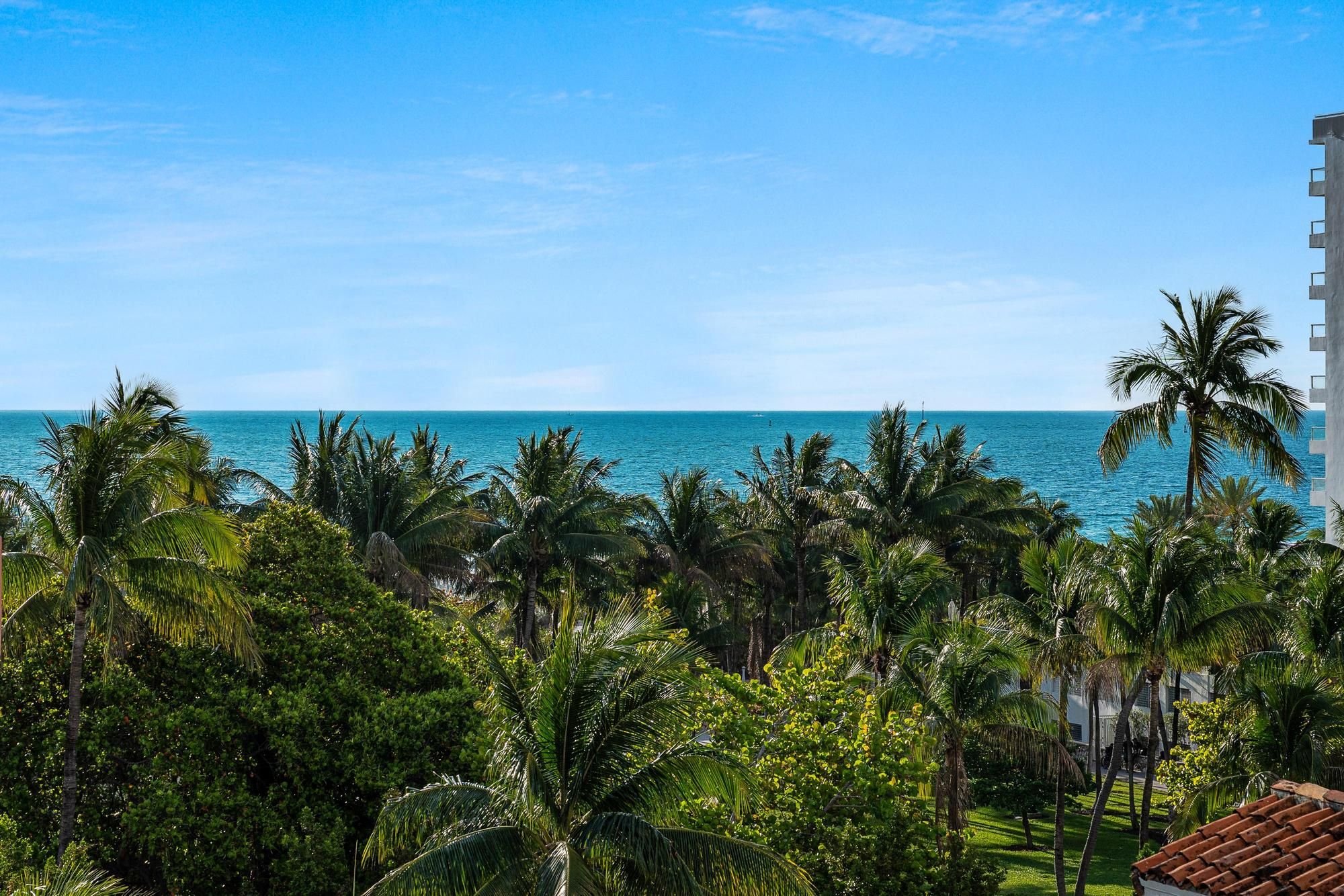 225 Collins Avenue Miami Beach FL 33139