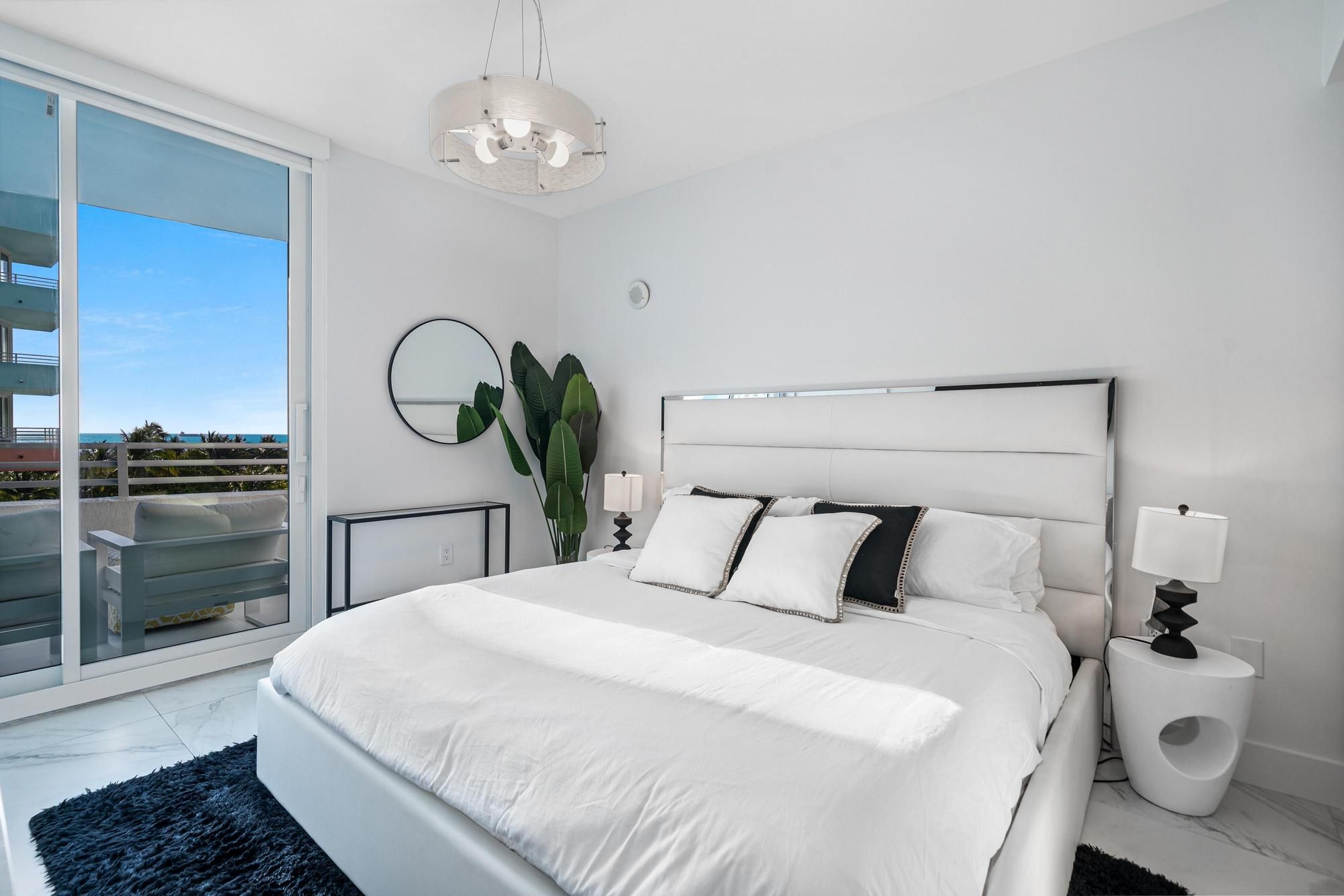 225 Collins Avenue Miami Beach FL 33139
