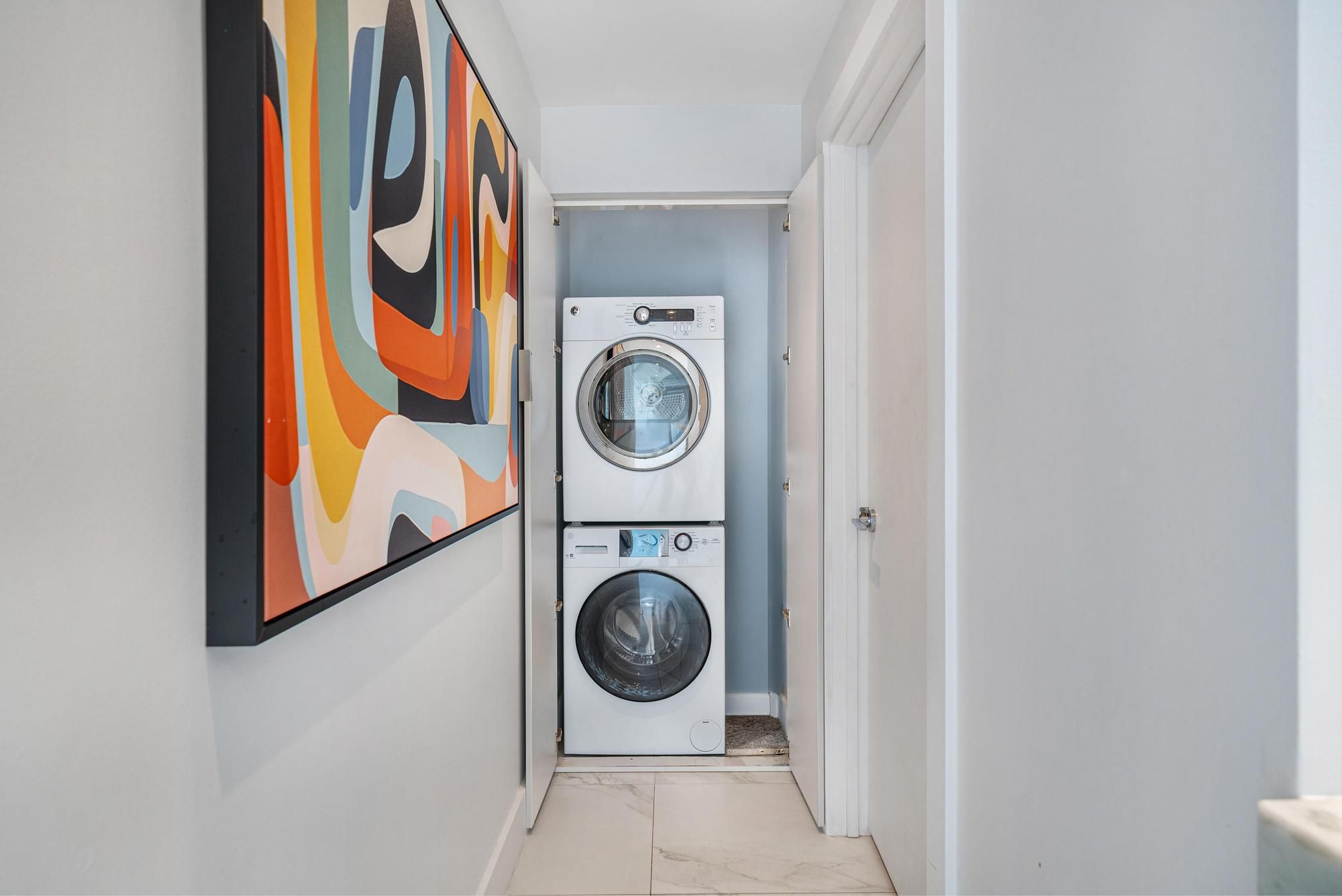 225 Collins Avenue Miami Beach FL 33139