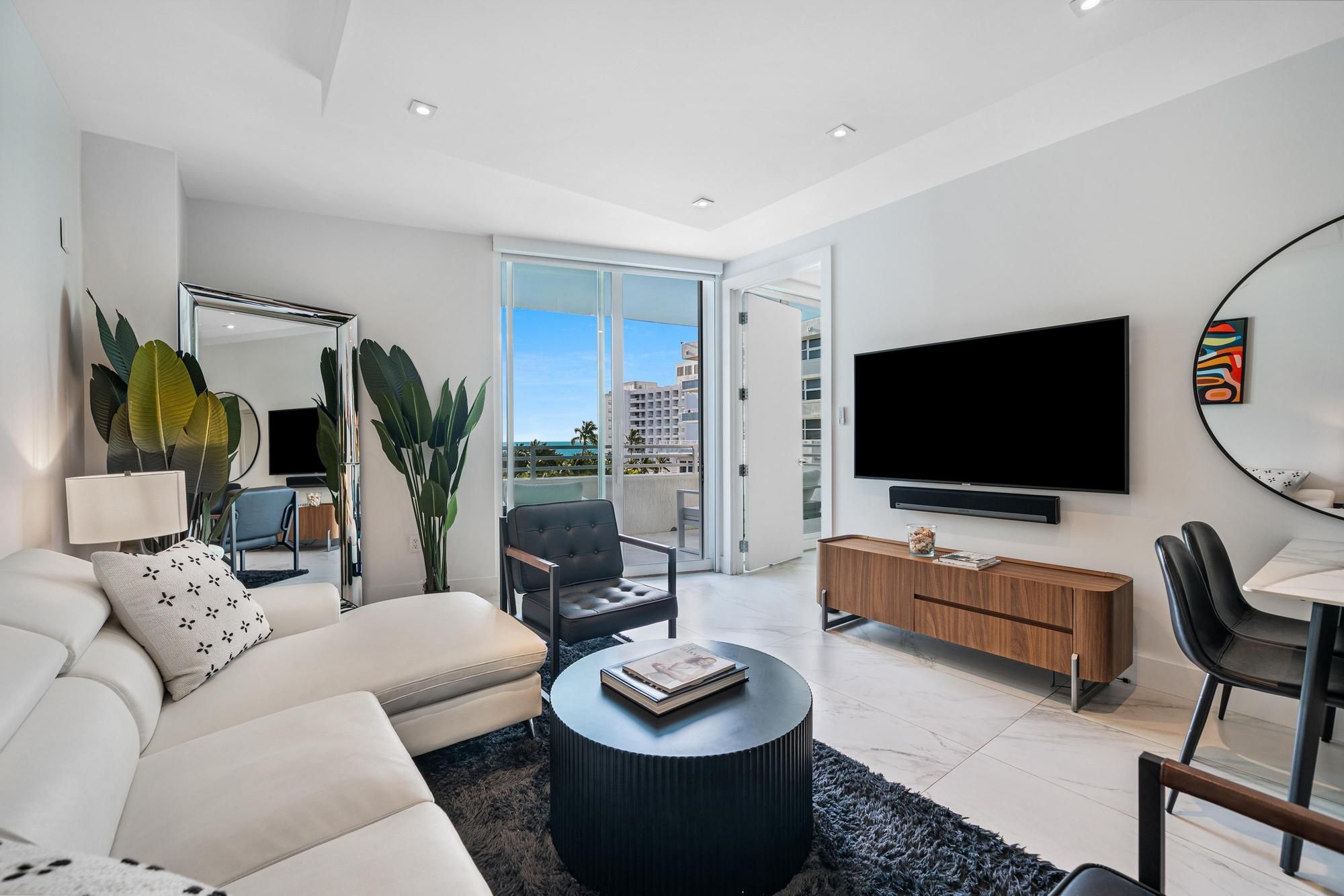 225 Collins Avenue Miami Beach FL 33139