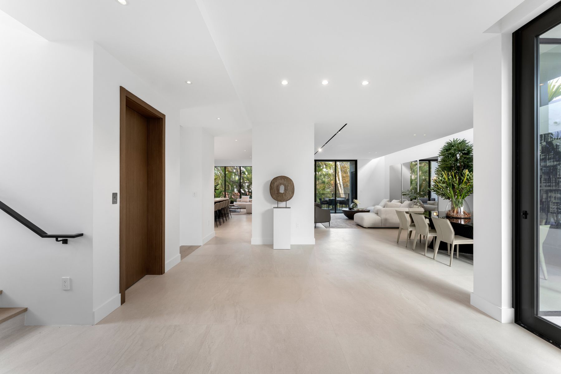 3551 Crystal Court Miami FL 33133