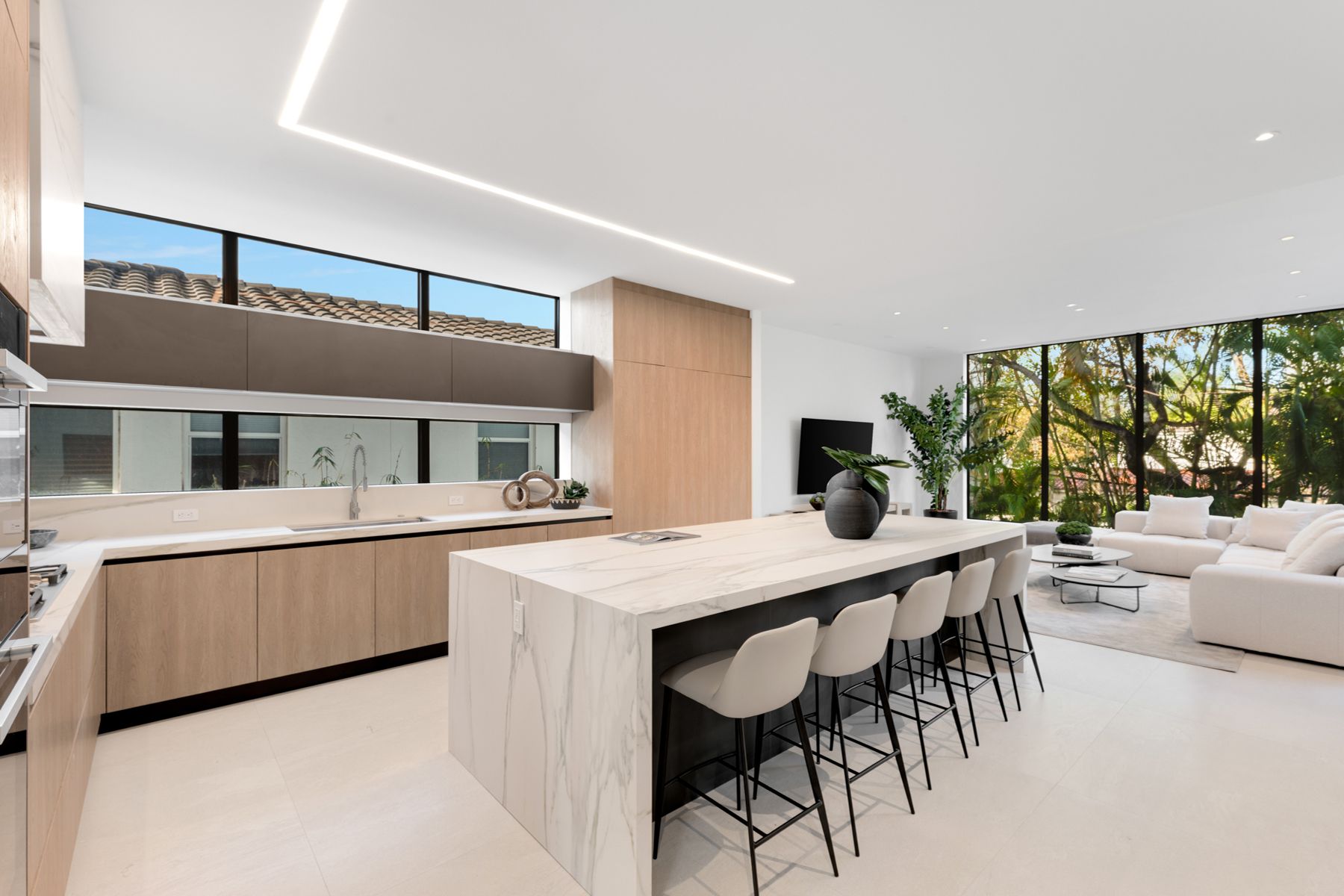 3551 Crystal Court Miami FL 33133