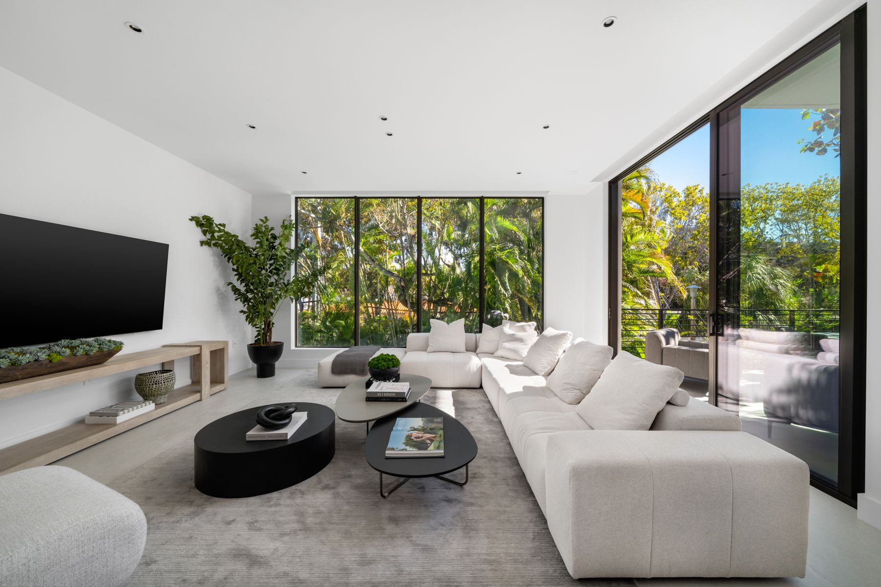 3551 Crystal Court Miami FL 33133