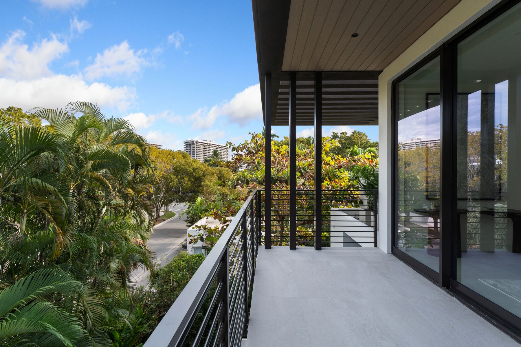 3551 Crystal Court Miami FL 33133