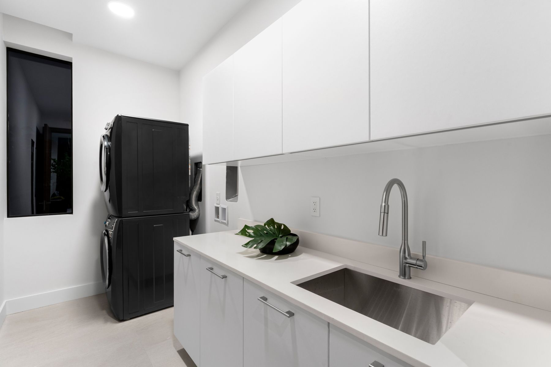 3551 Crystal Court Miami FL 33133