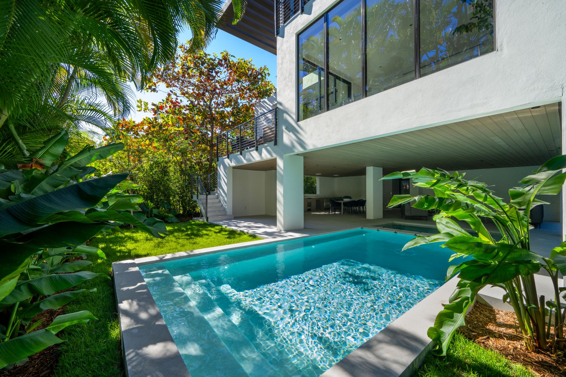 3551 Crystal Court Miami FL 33133