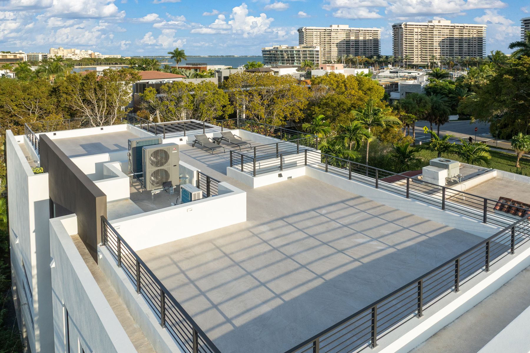3551 Crystal Court Miami FL 33133