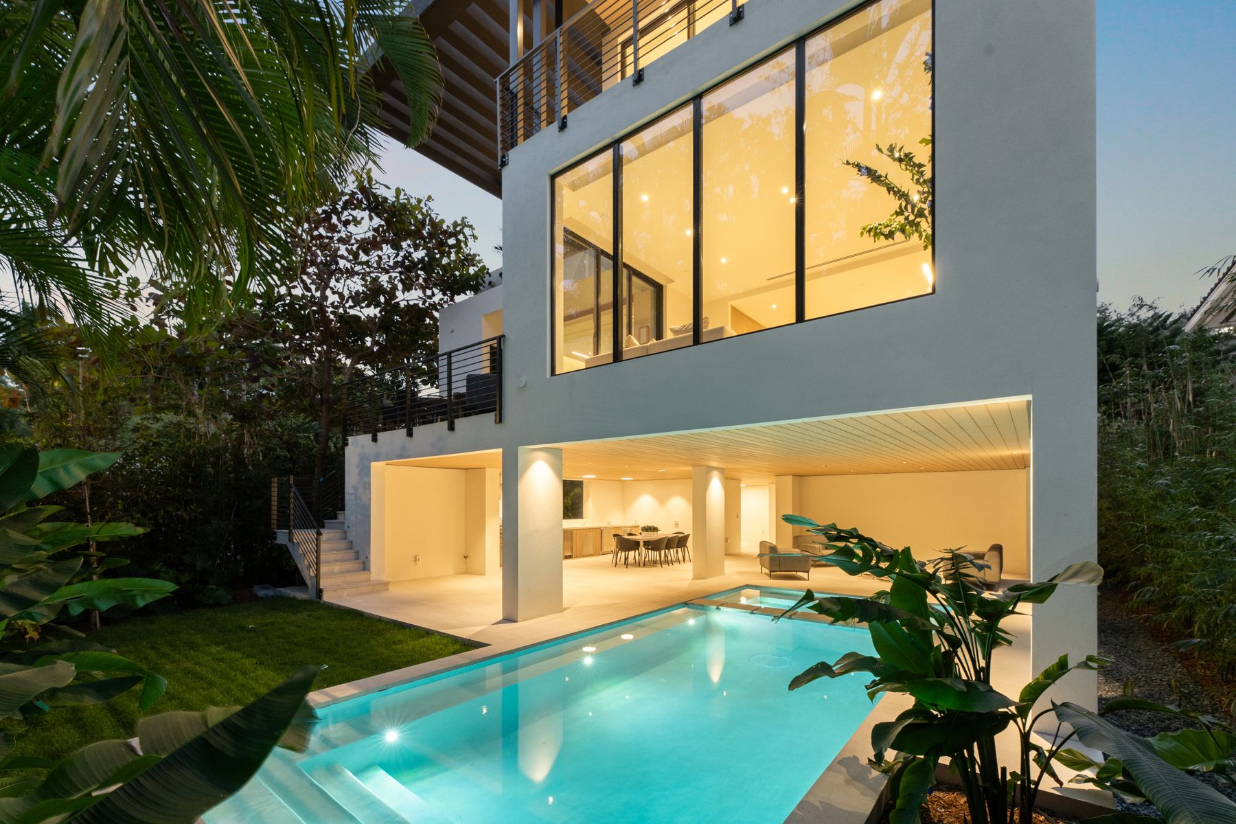3551 Crystal Court Miami FL 33133